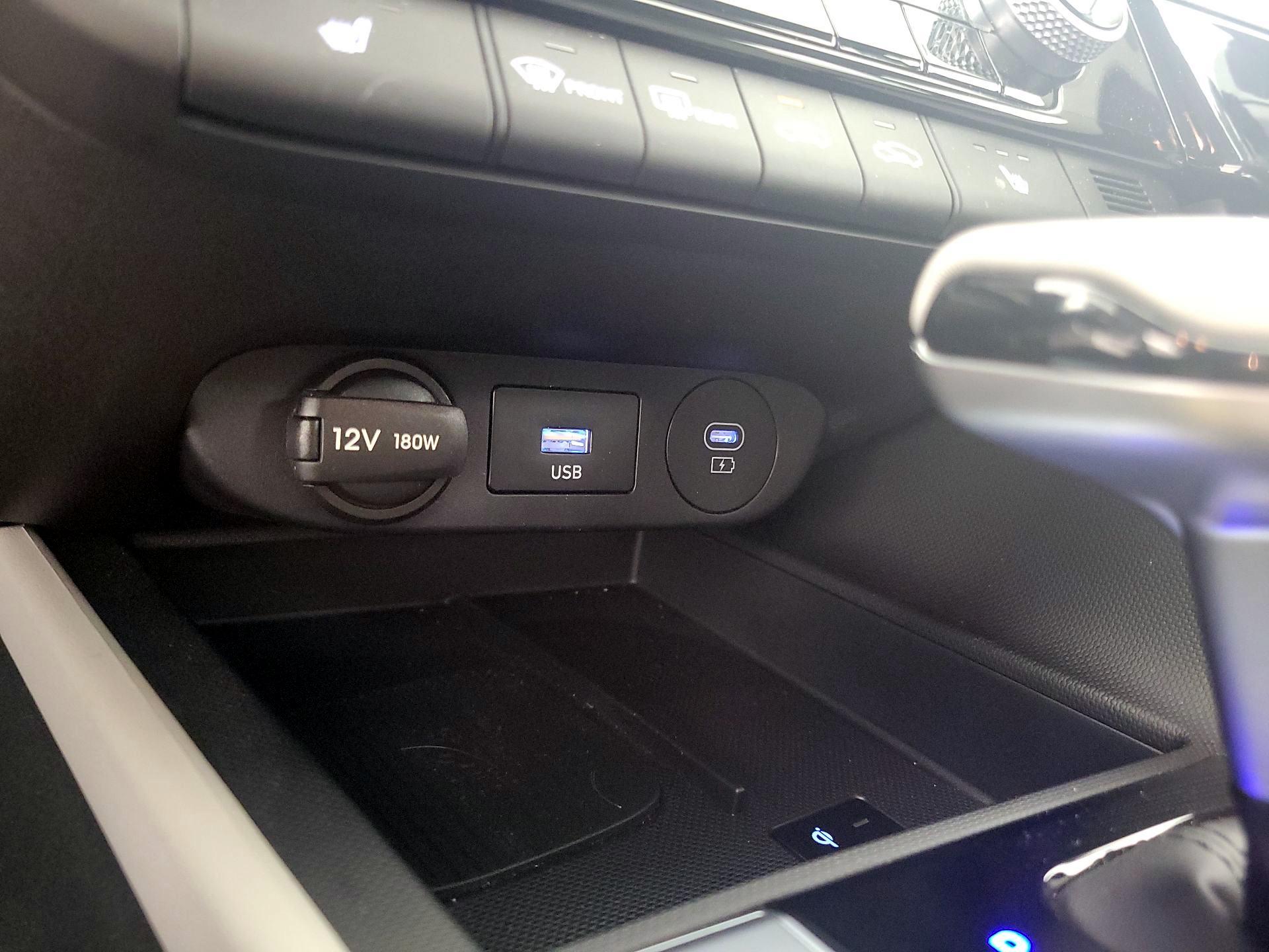 Thumbnail: 2024 Hyundai Elantra - 19