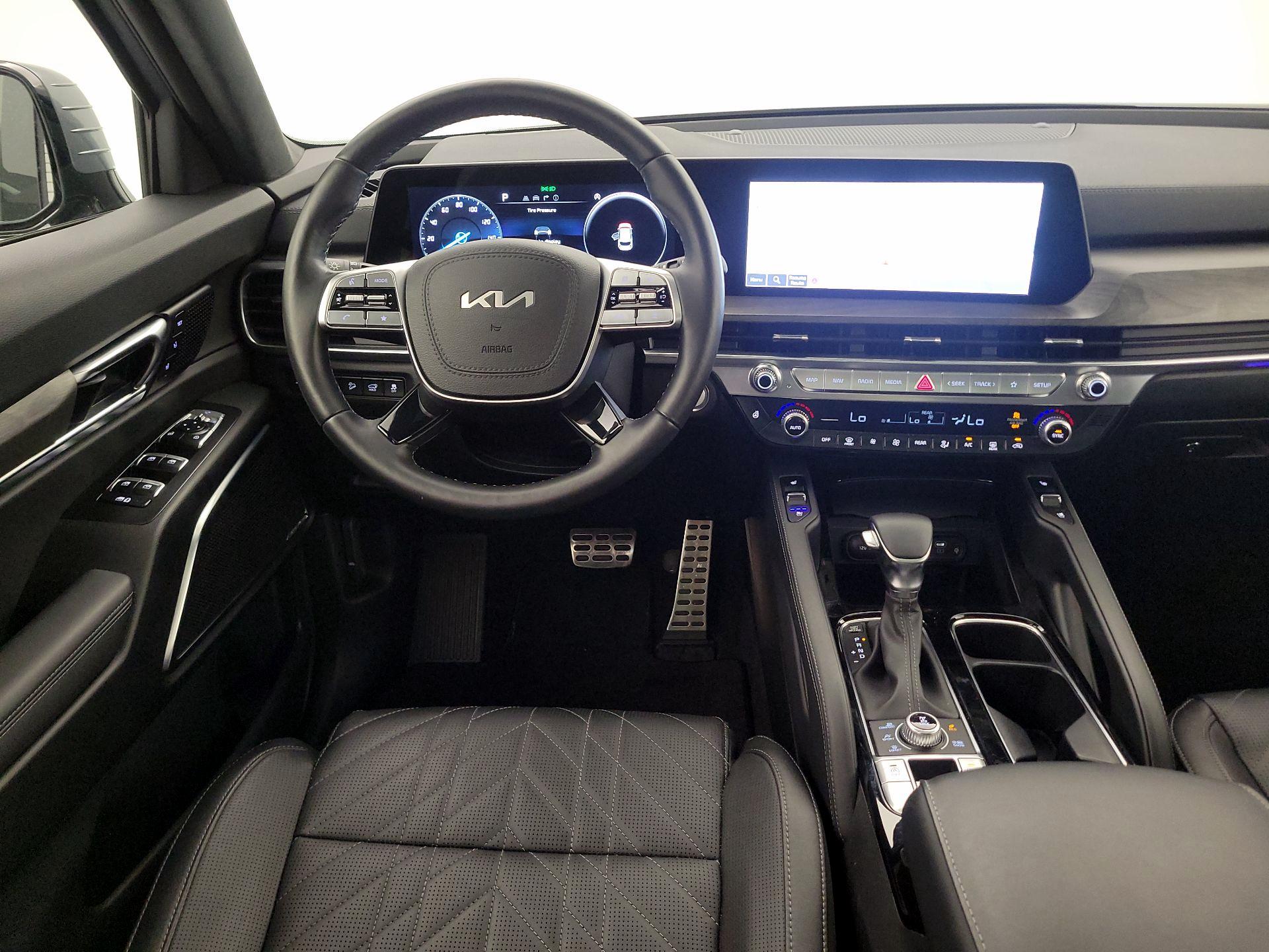 Thumbnail: 2023 Kia Telluride - 10