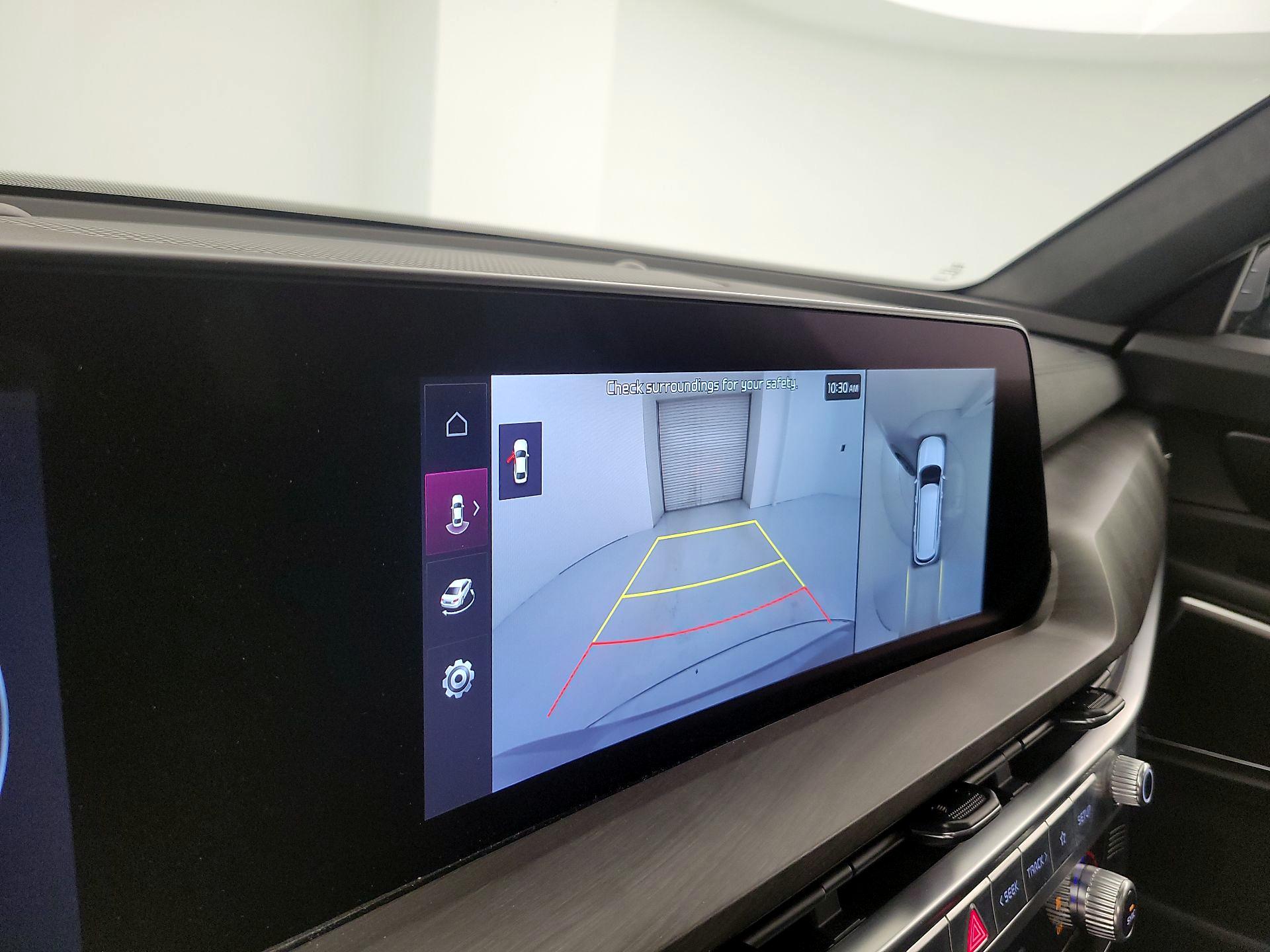 Thumbnail: 2023 Kia Telluride - 15