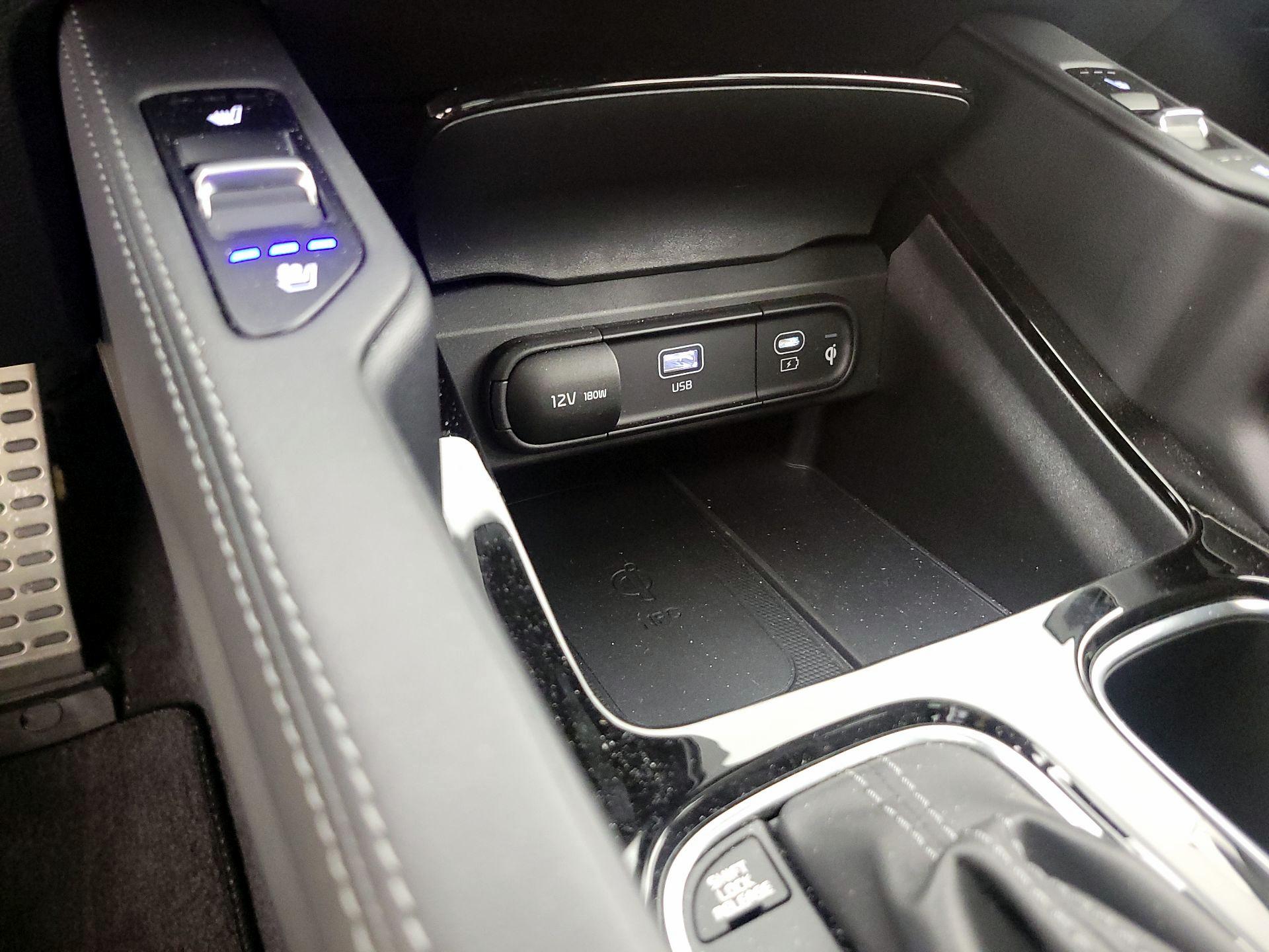 Thumbnail: 2023 Kia Telluride - 19