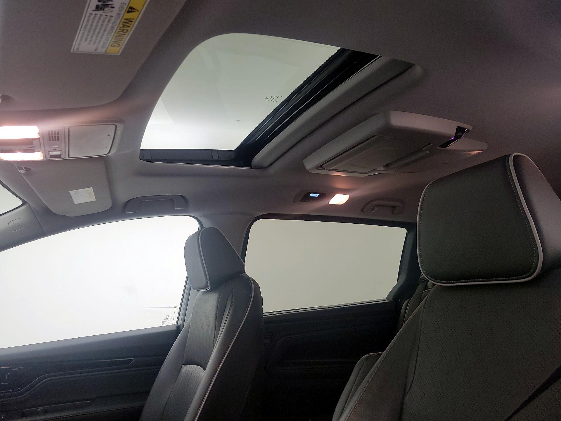 Thumbnail: 2022 Honda Odyssey - 20