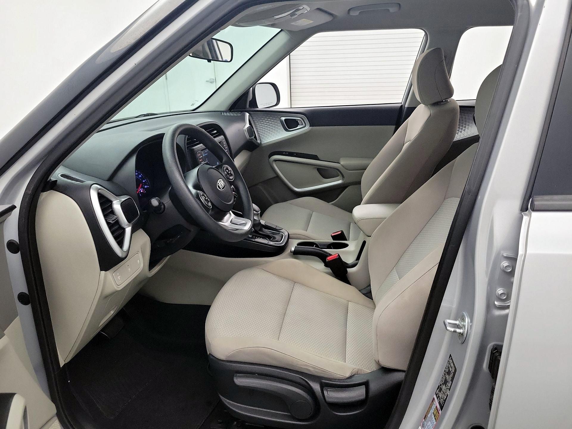 Thumbnail: 2020 Kia Soul - 11