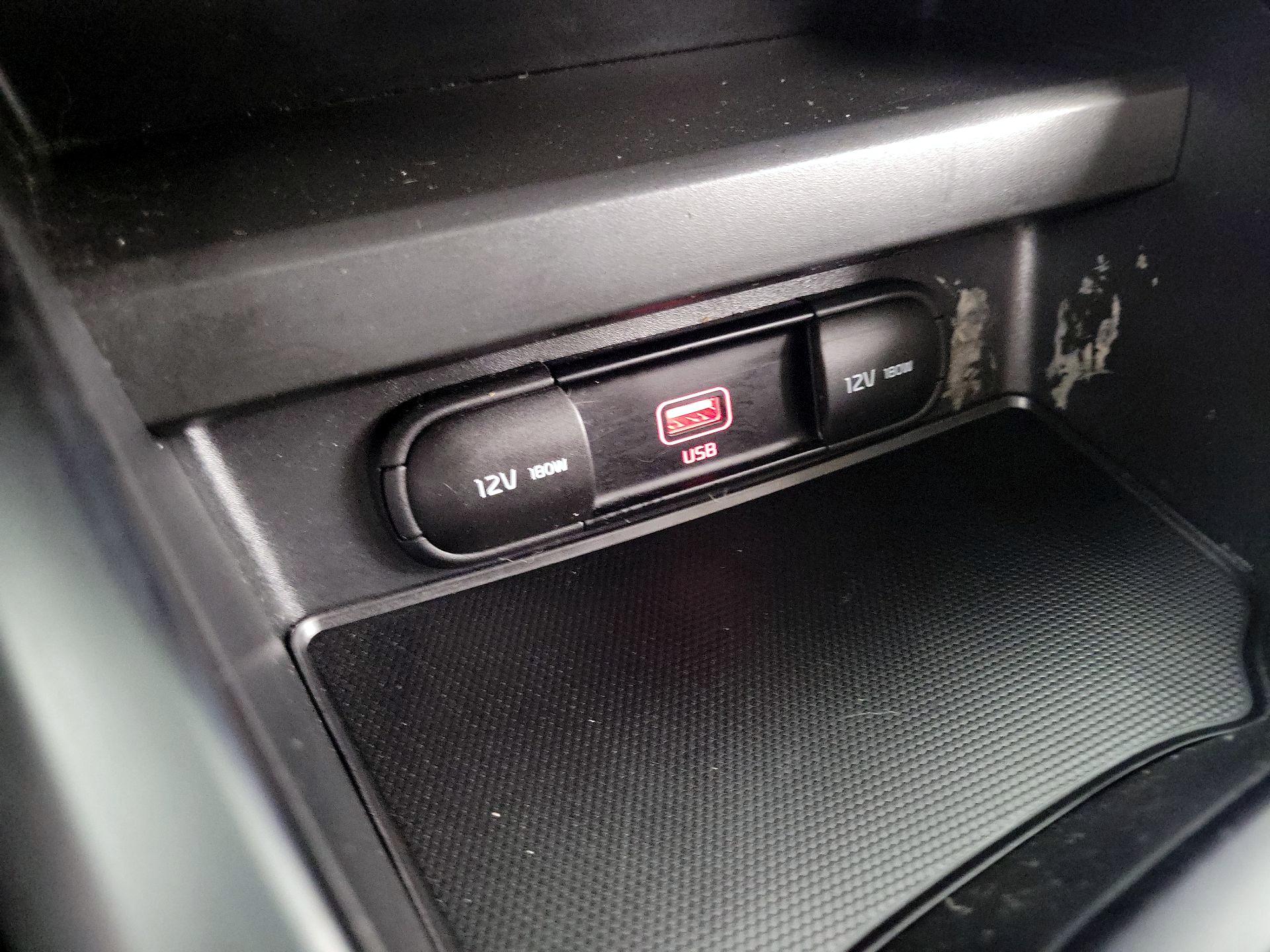 Thumbnail: 2020 Kia Soul - 18