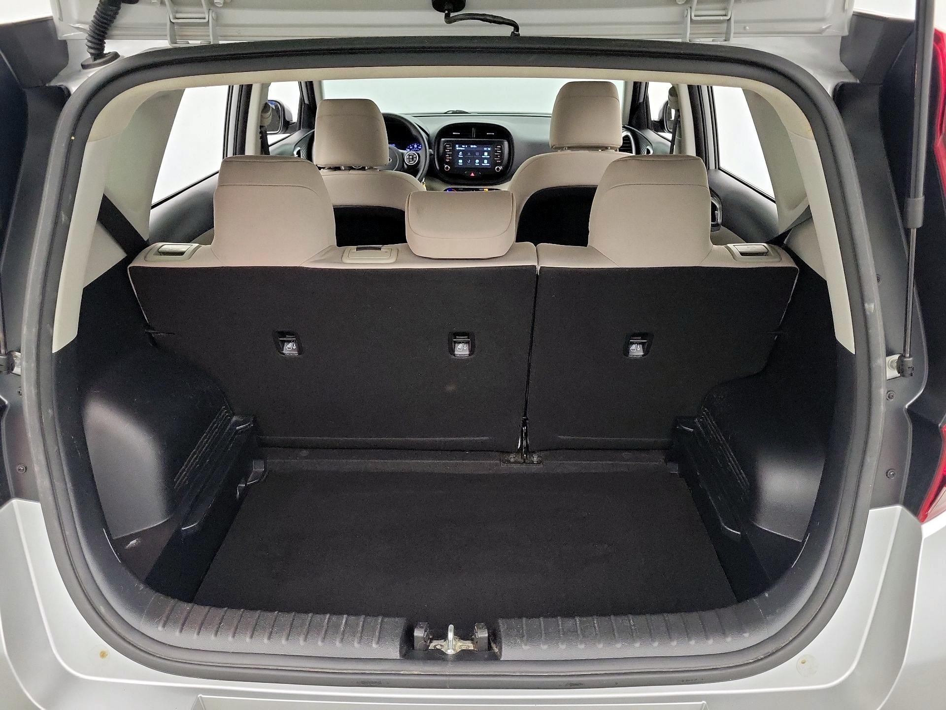 Thumbnail: 2020 Kia Soul - 20