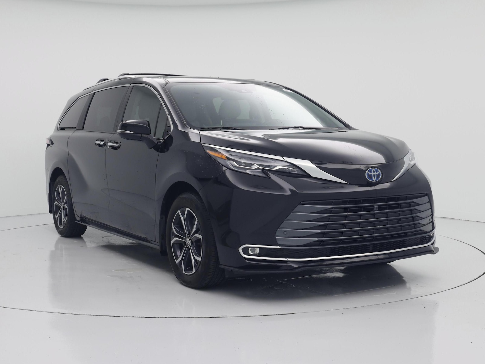 2025 Toyota Sienna Platinum - Photo 2