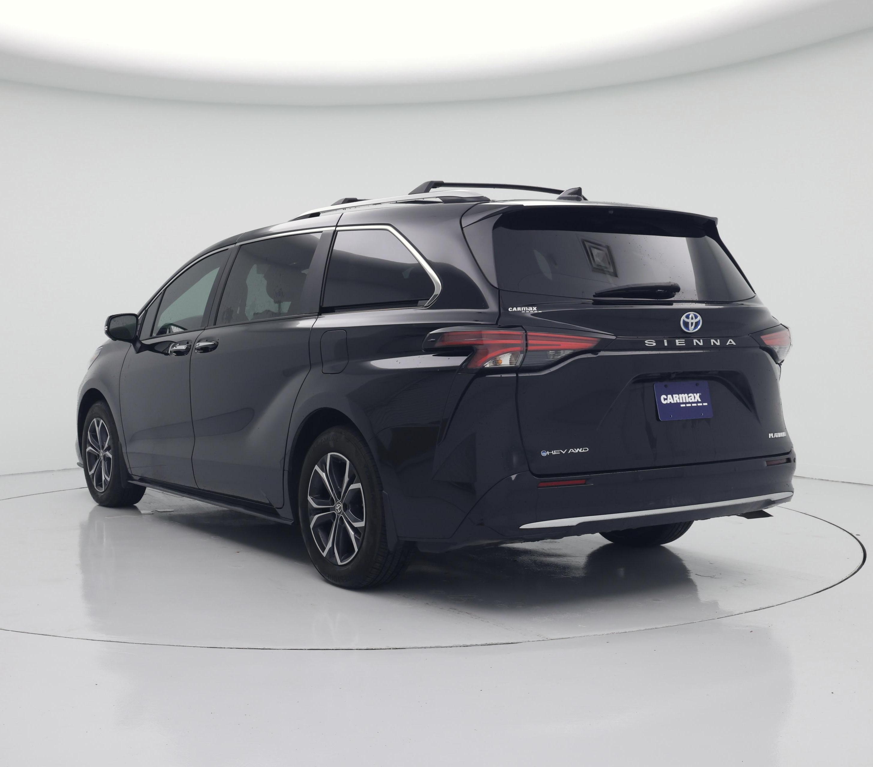 Thumbnail: 2025 Toyota Sienna - 2