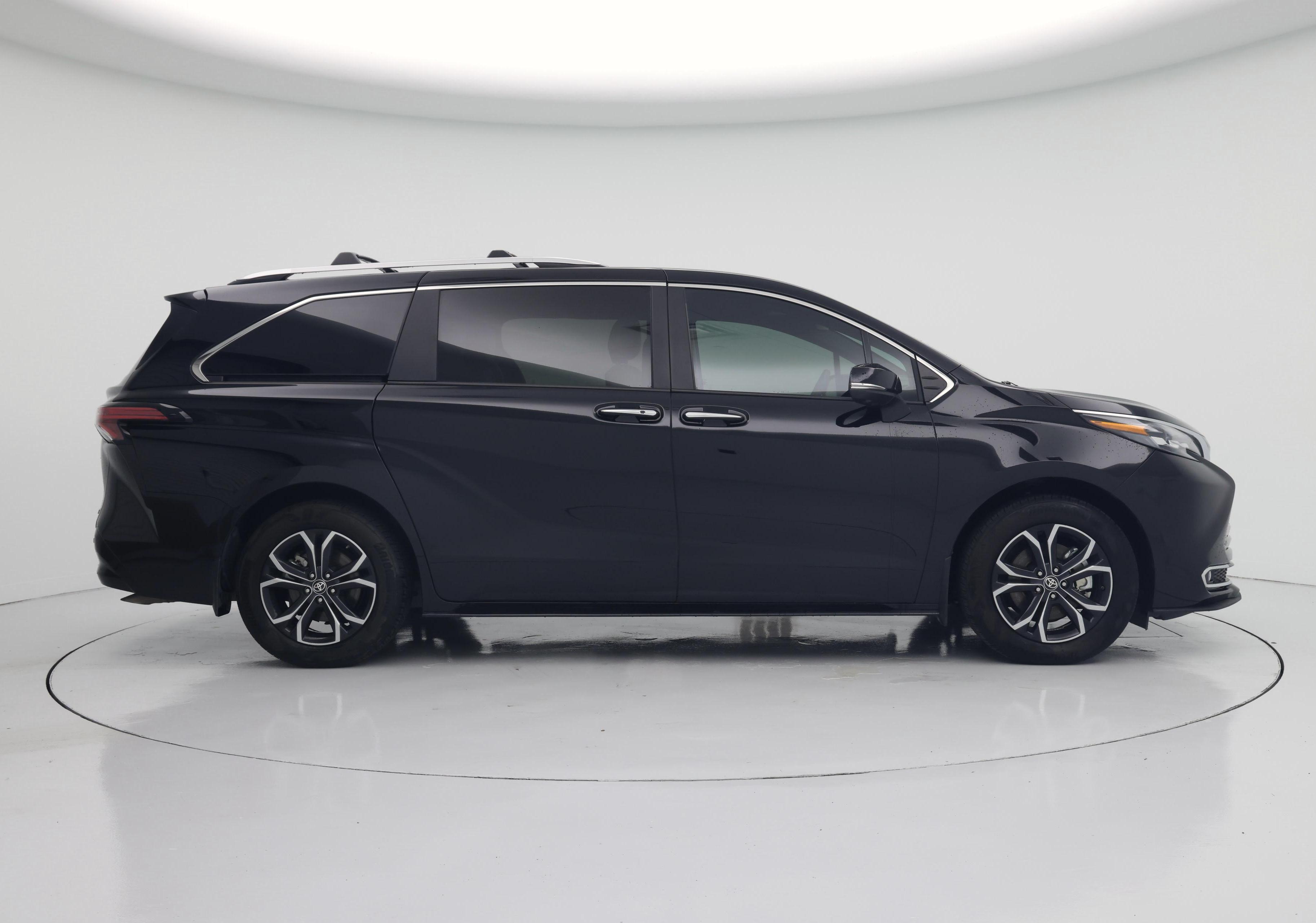 Thumbnail: 2025 Toyota Sienna - 7