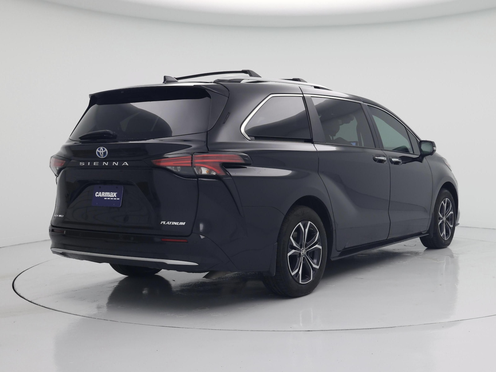 2025 Toyota Sienna Platinum - Photo 9