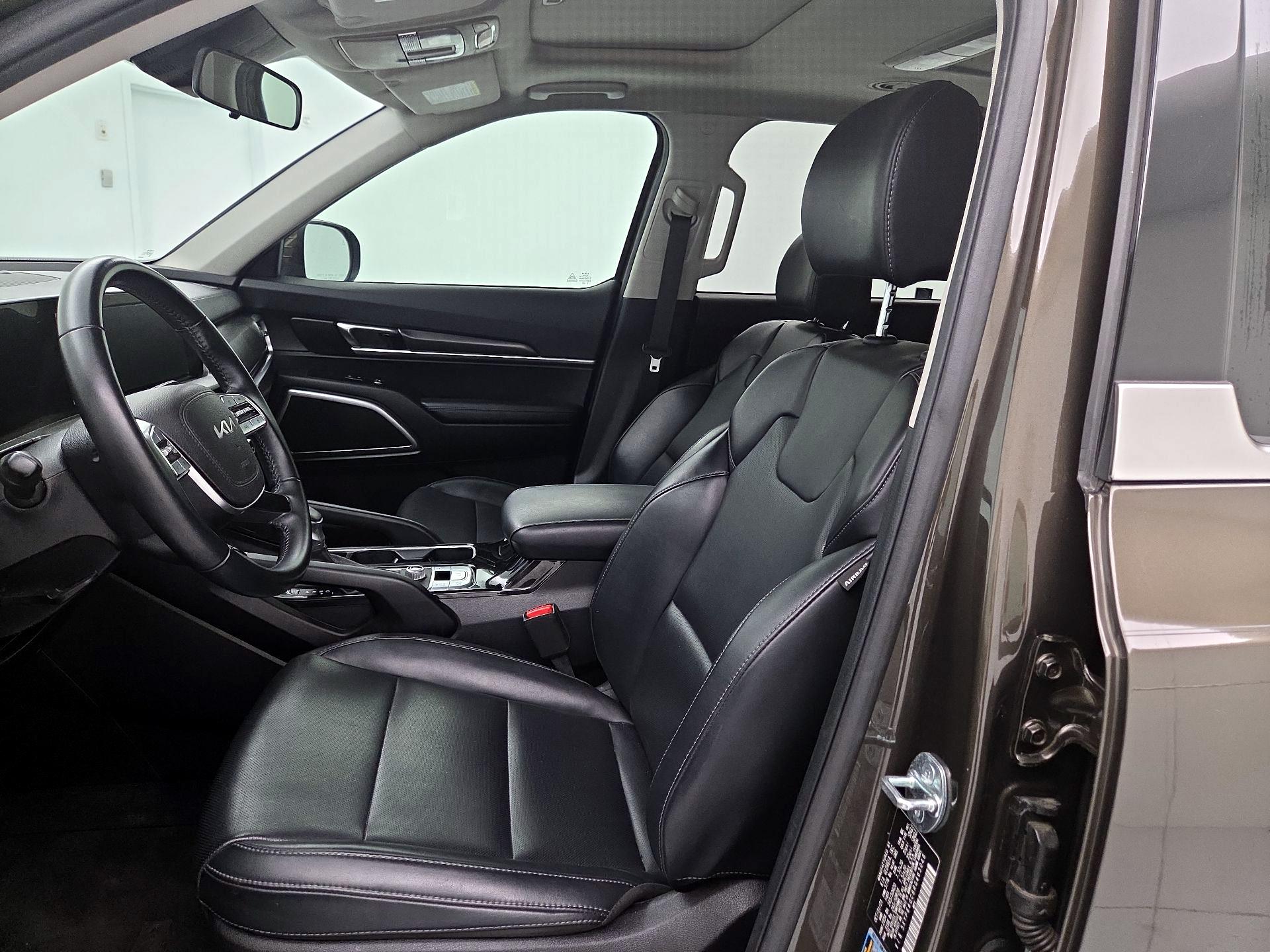 Thumbnail: 2024 Kia Telluride - 11