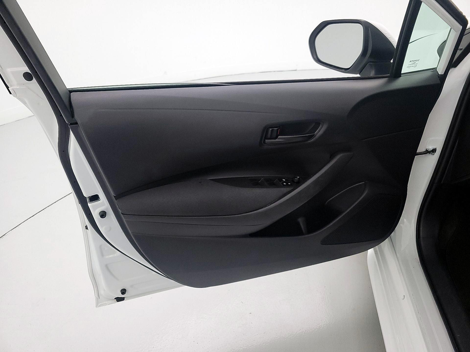 Thumbnail: 2023 Toyota Corolla - 12