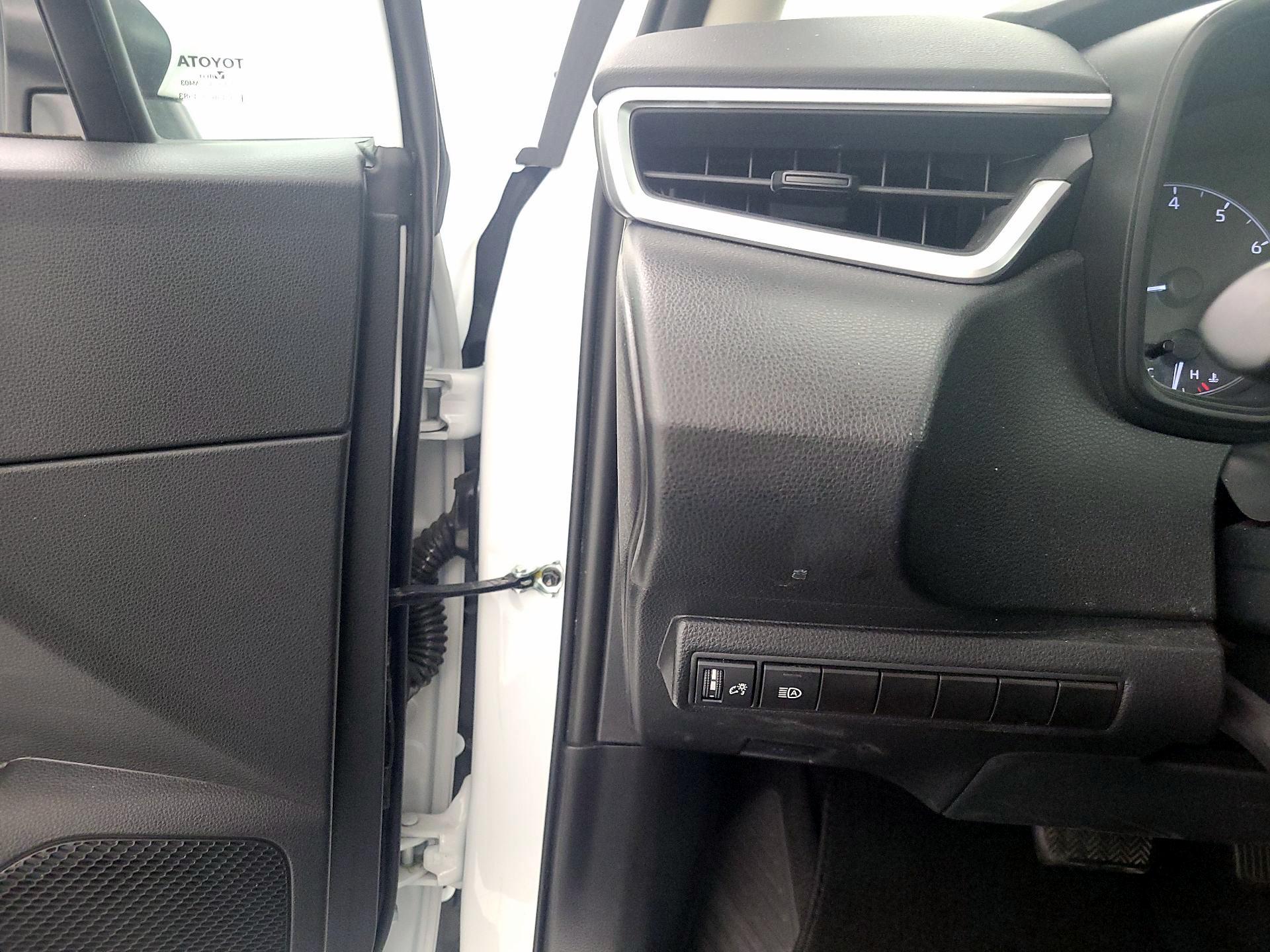 Thumbnail: 2023 Toyota Corolla - 13