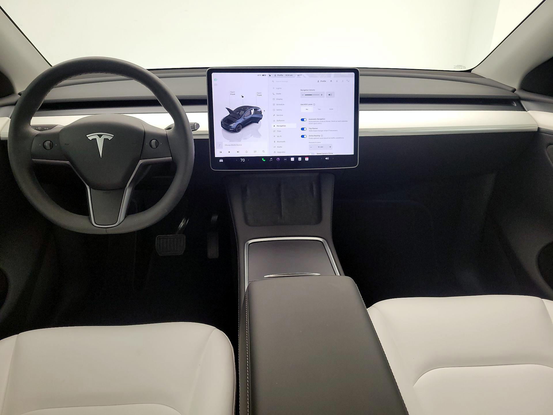 Thumbnail: 2025 Tesla Model Y - 9