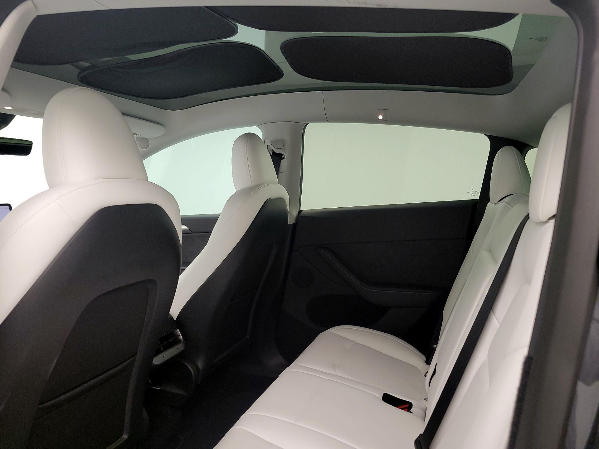 Thumbnail: 2025 Tesla Model Y - 19