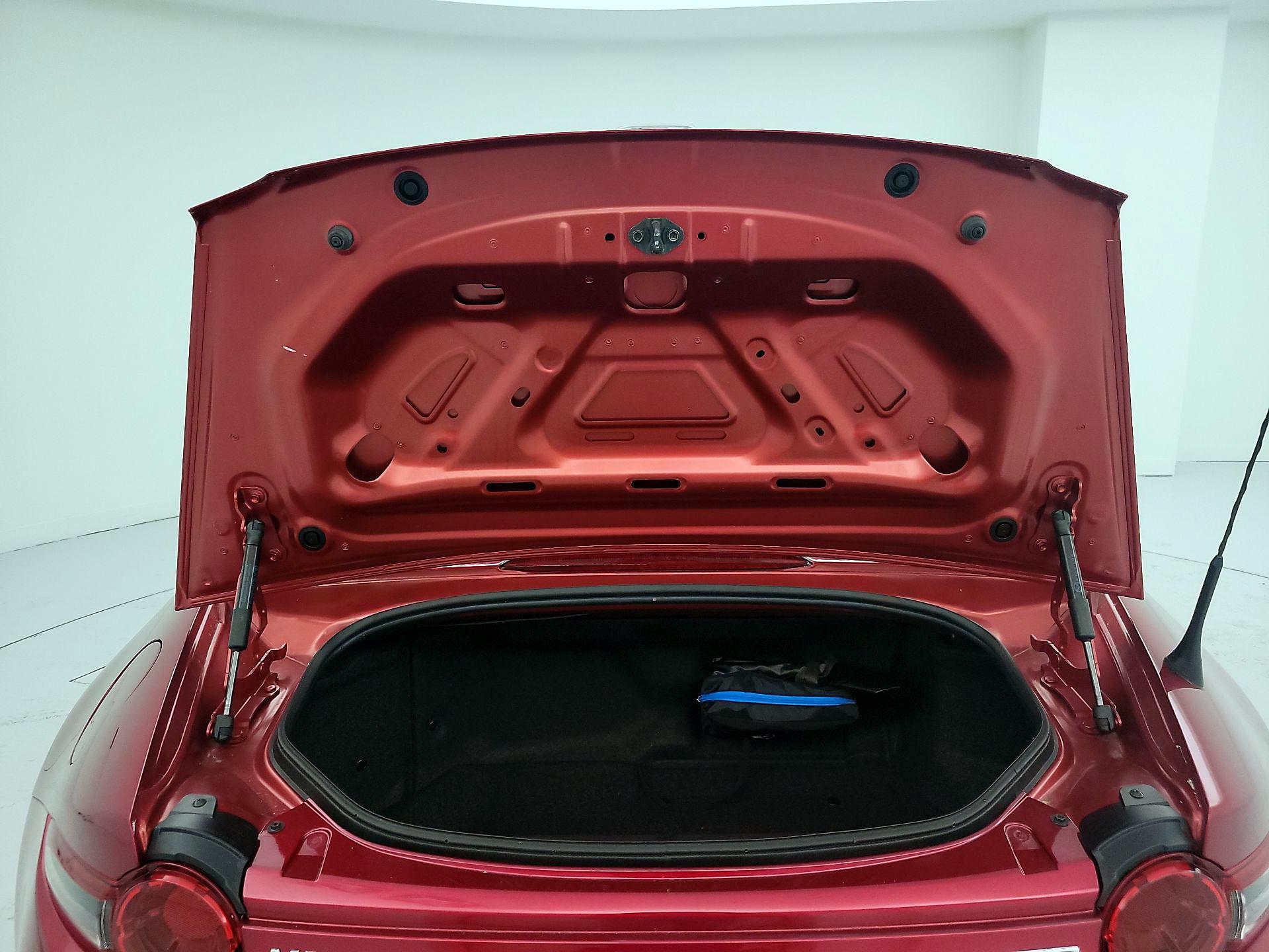 Thumbnail: 2021 Mazda MX-5 Miata - 19