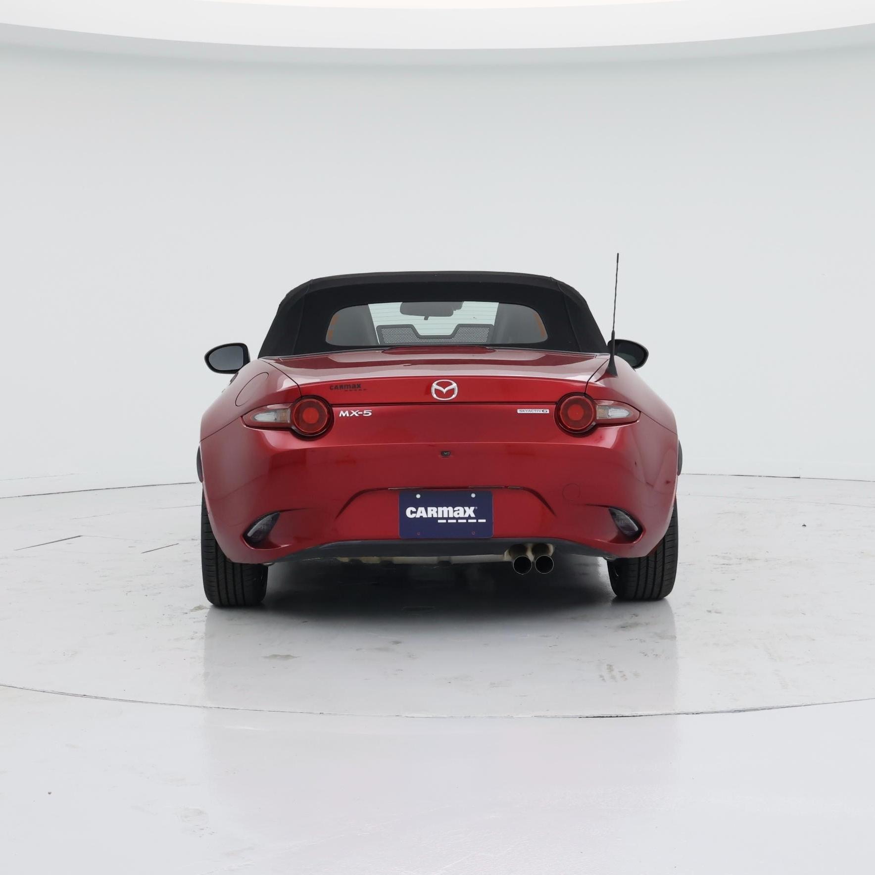 Thumbnail: 2021 Mazda MX-5 Miata - 6