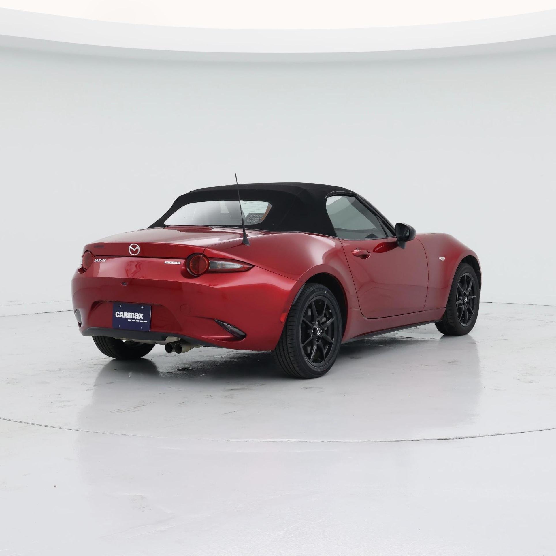 Thumbnail: 2021 Mazda MX-5 Miata - 8