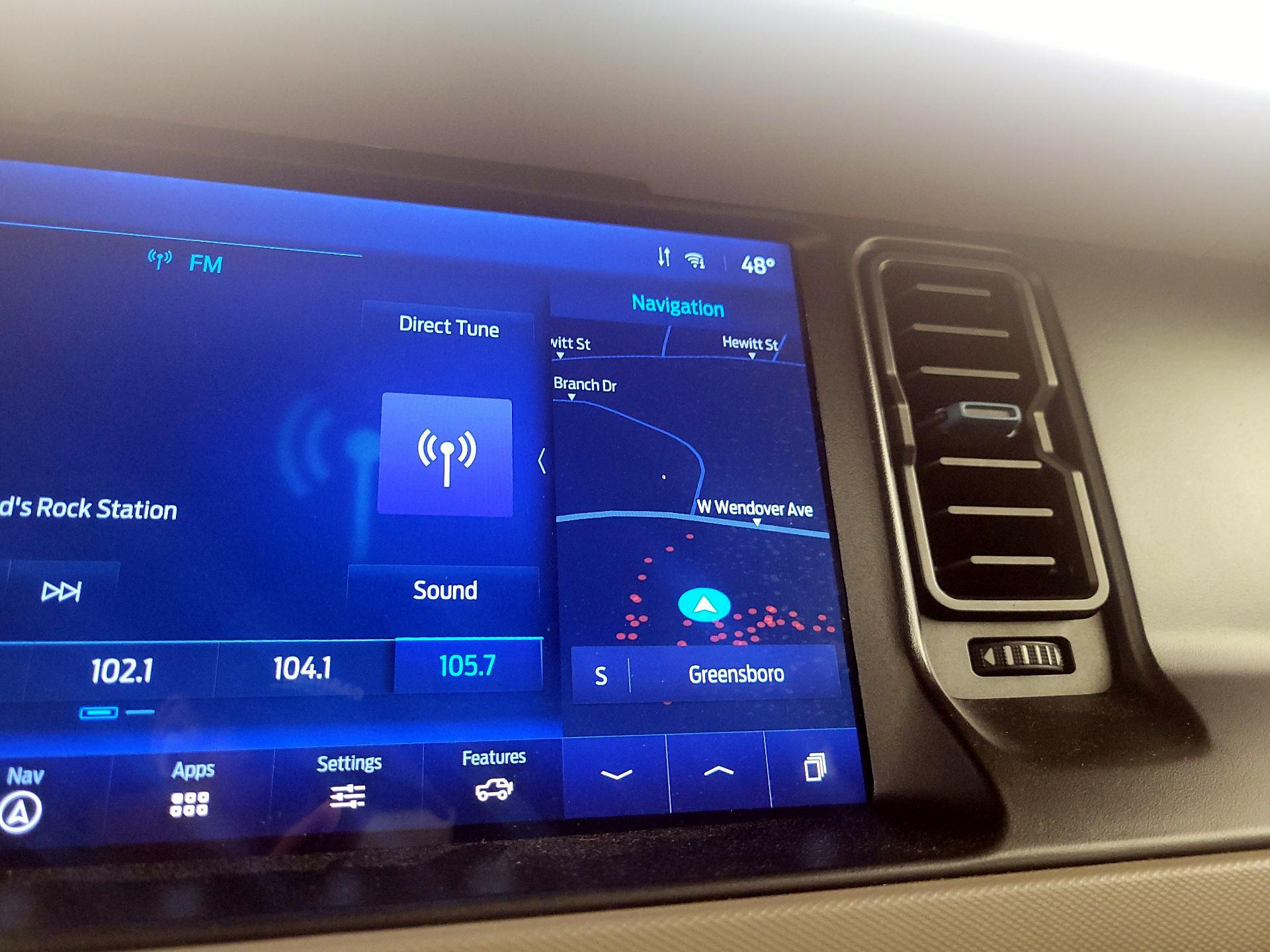 Thumbnail: 2022 Ford Bronco - 14