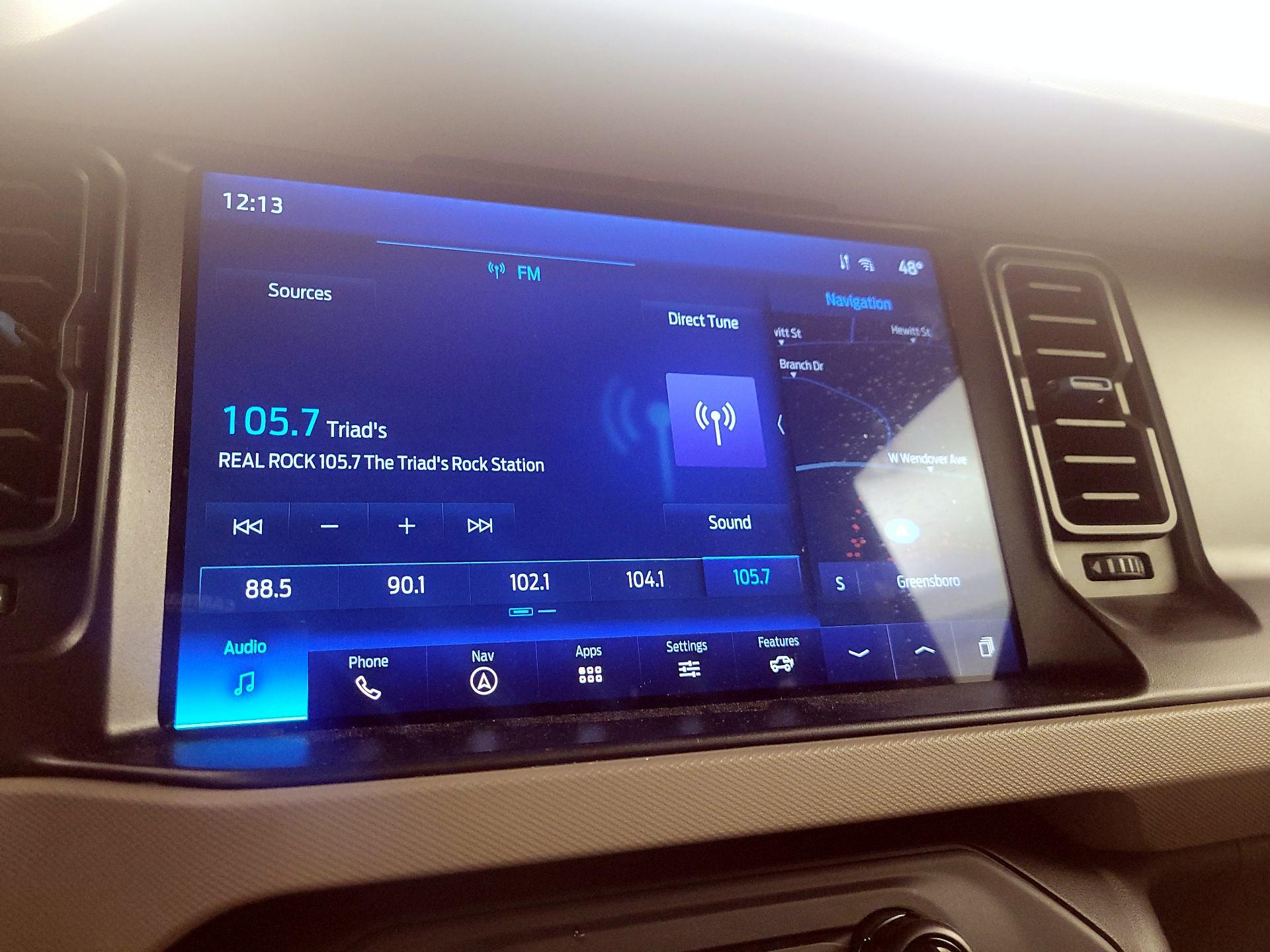 Thumbnail: 2022 Ford Bronco - 16