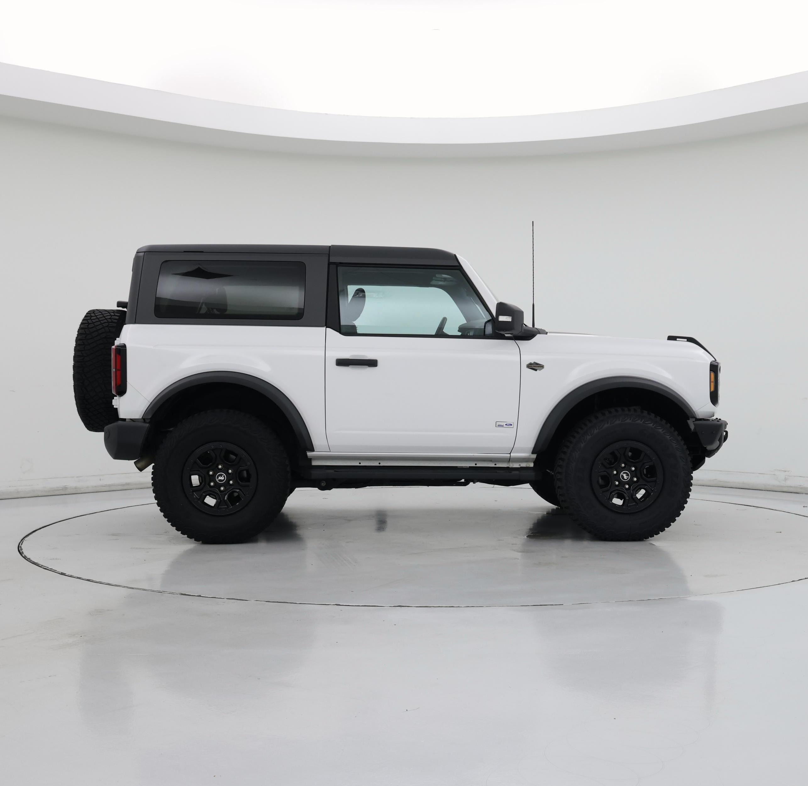 Thumbnail: 2022 Ford Bronco - 7