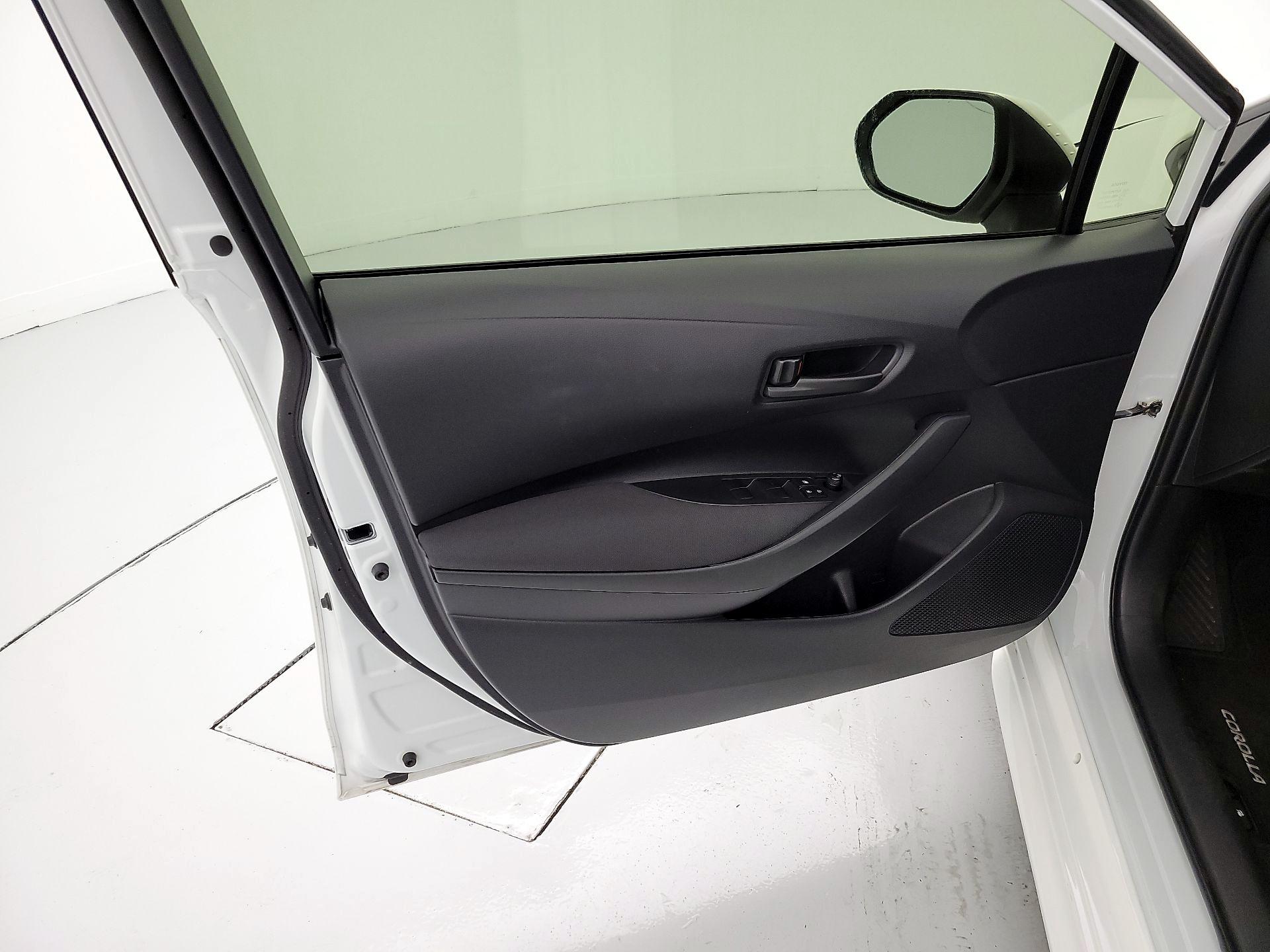 Thumbnail: 2022 Toyota Corolla - 12