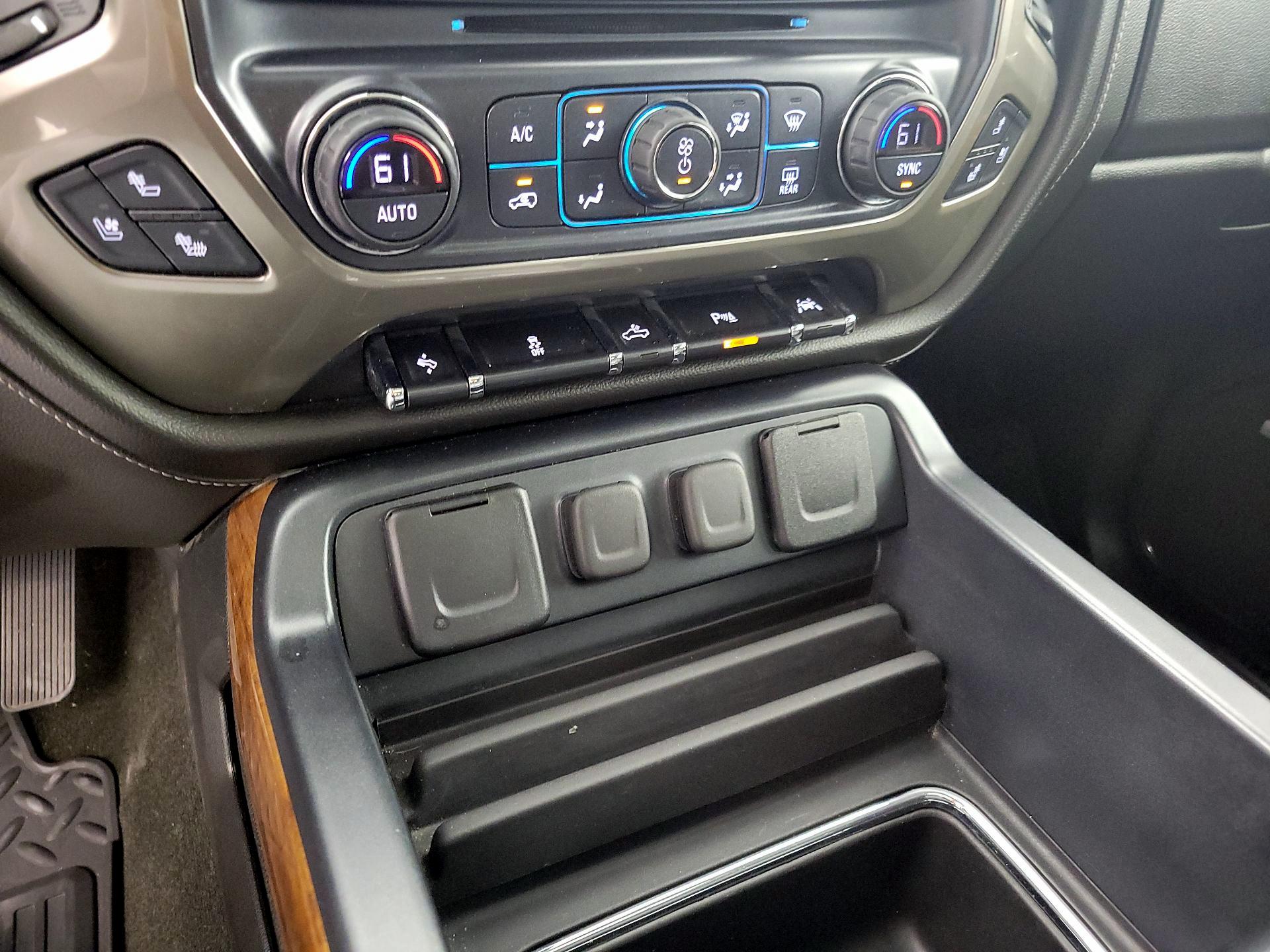 Thumbnail: 2017 Chevrolet Silverado 1500 - 17