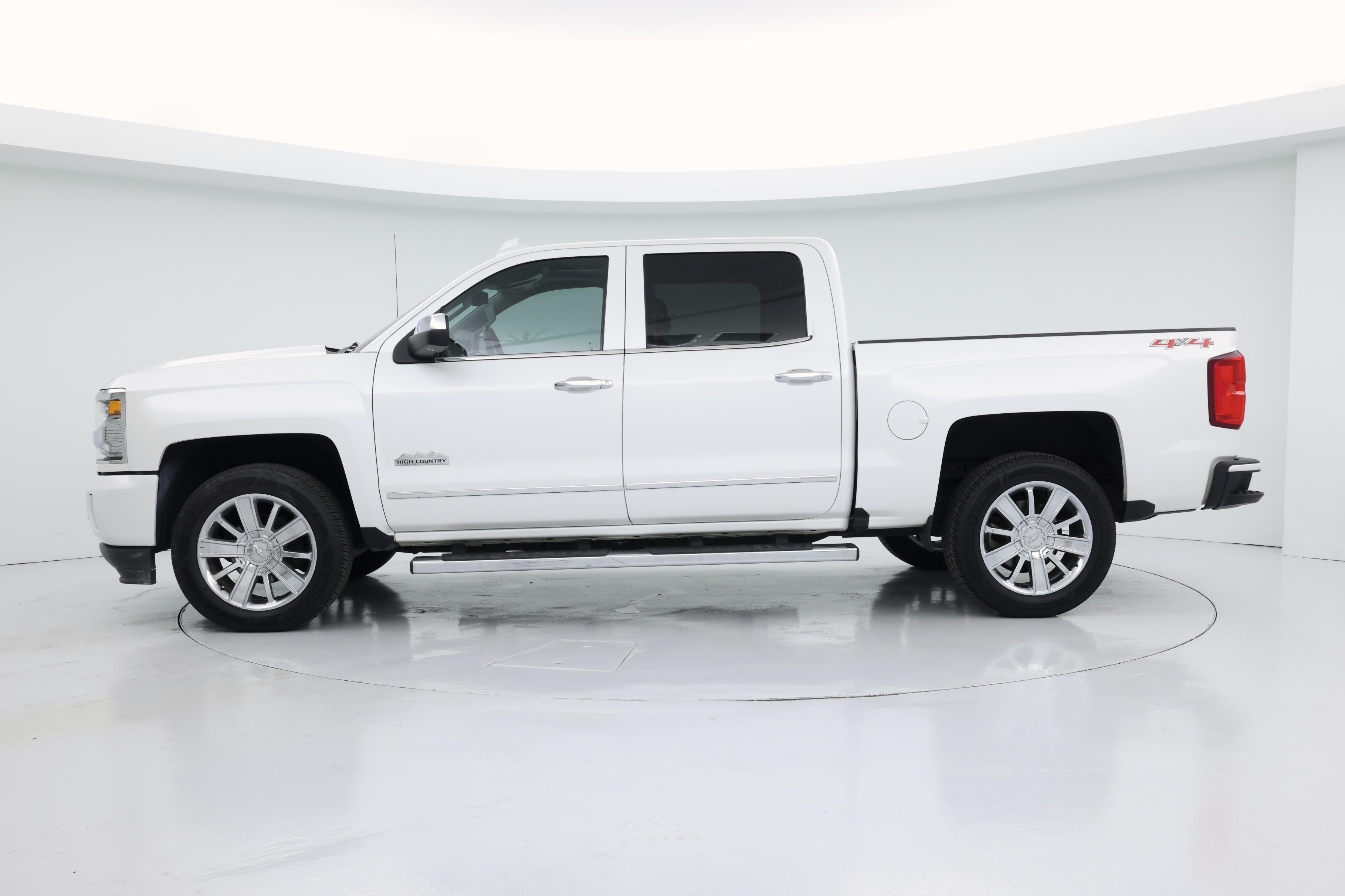 Thumbnail: 2017 Chevrolet Silverado 1500 - 3