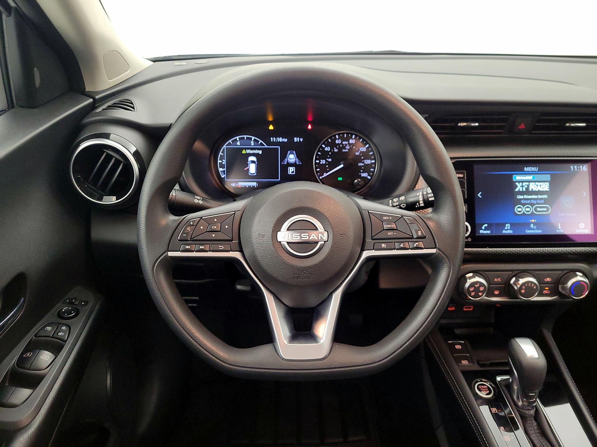 Thumbnail: 2023 Nissan Kicks - 10