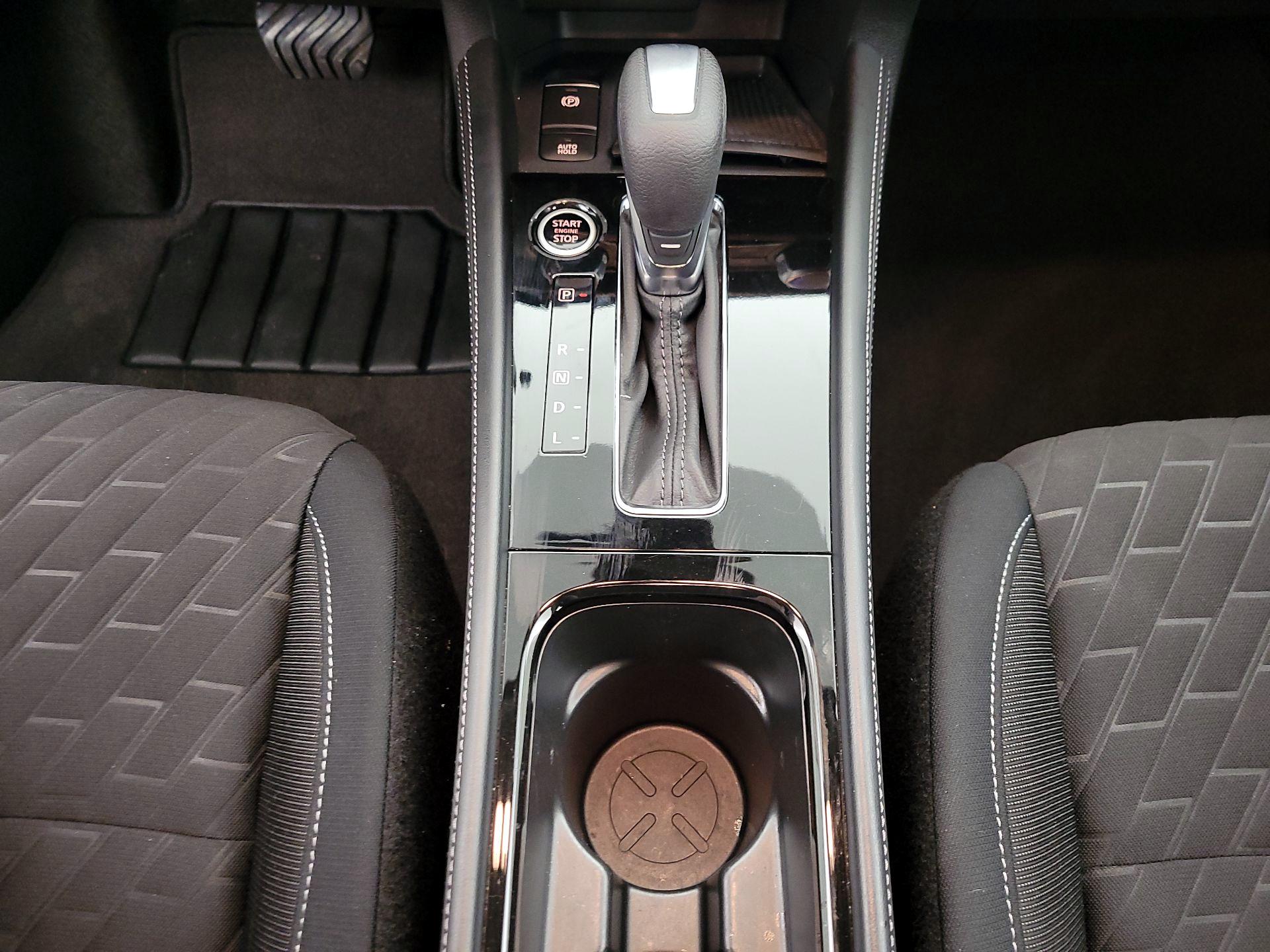 Thumbnail: 2023 Nissan Kicks - 17