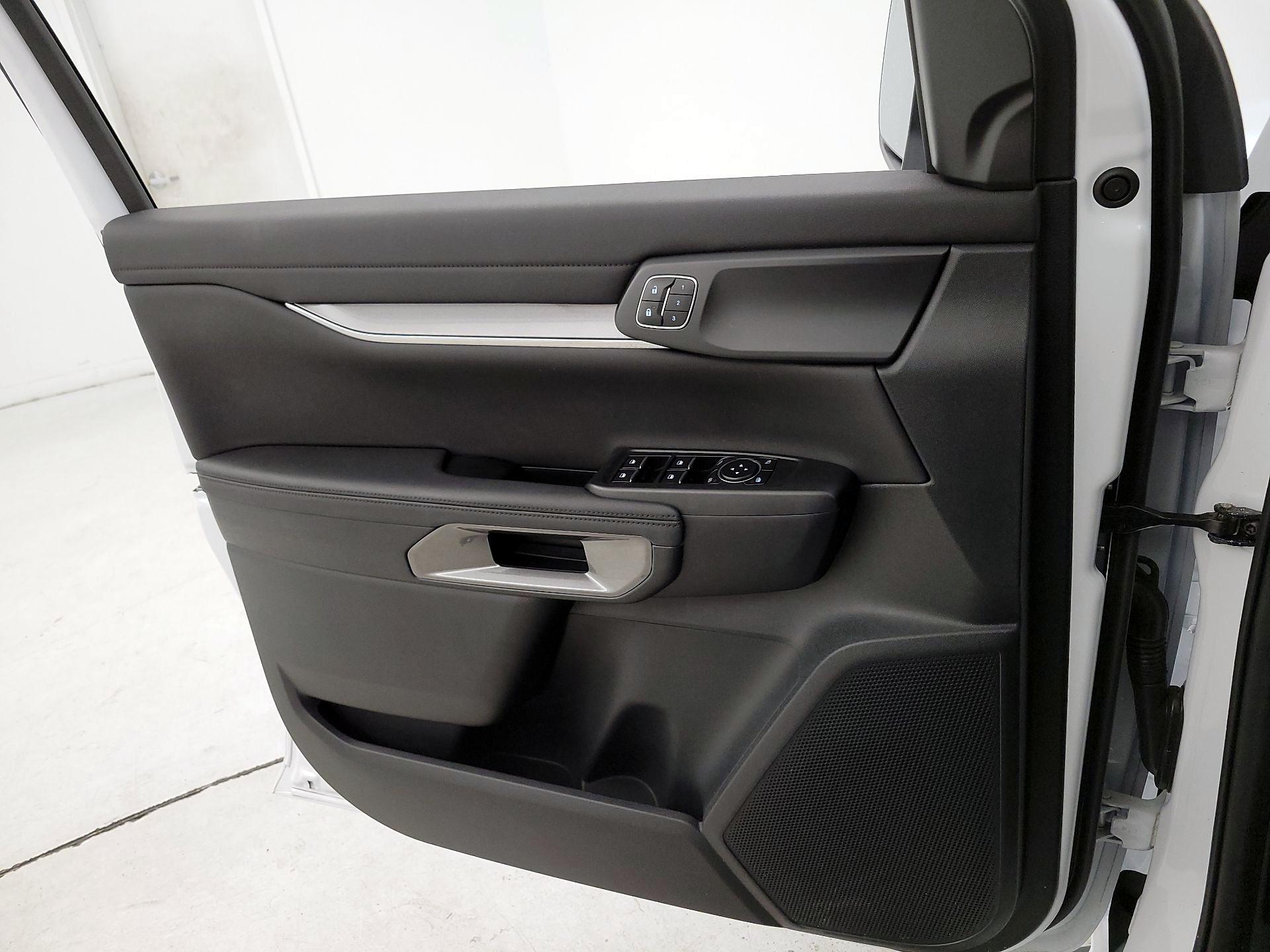 Thumbnail: 2025 Ford Ranger - 12