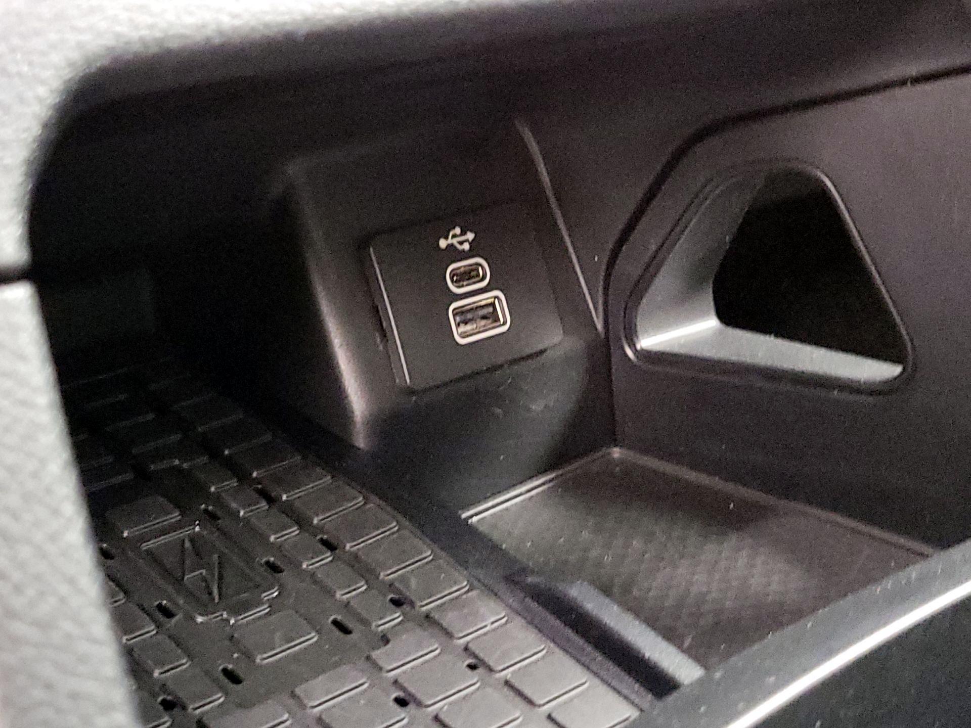 Thumbnail: 2025 Ford Ranger - 18