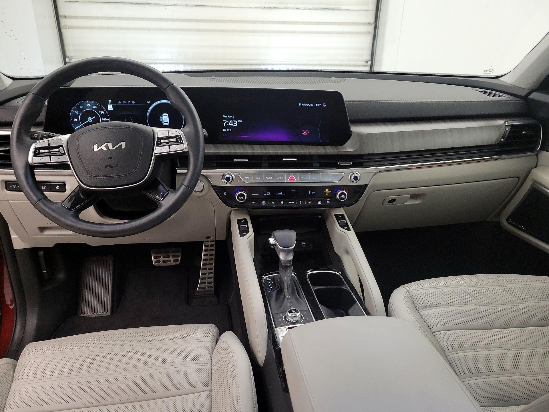 Thumbnail: 2023 Kia Telluride - 9