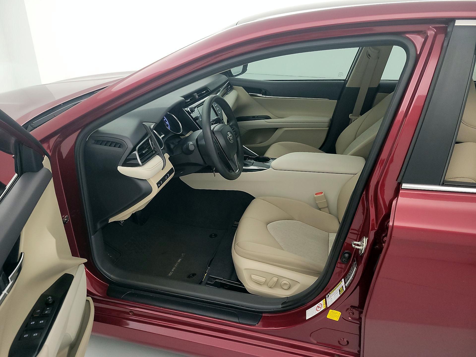 Thumbnail: 2019 Toyota Camry - 11