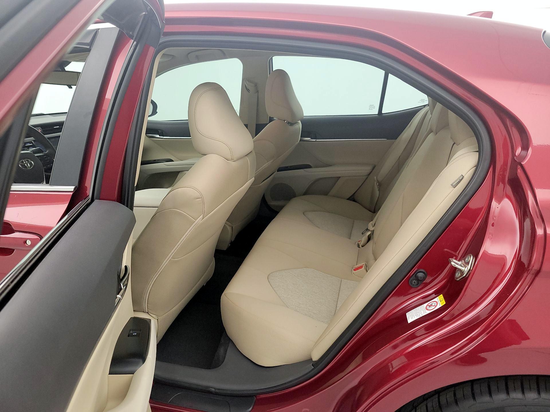 Thumbnail: 2019 Toyota Camry - 19