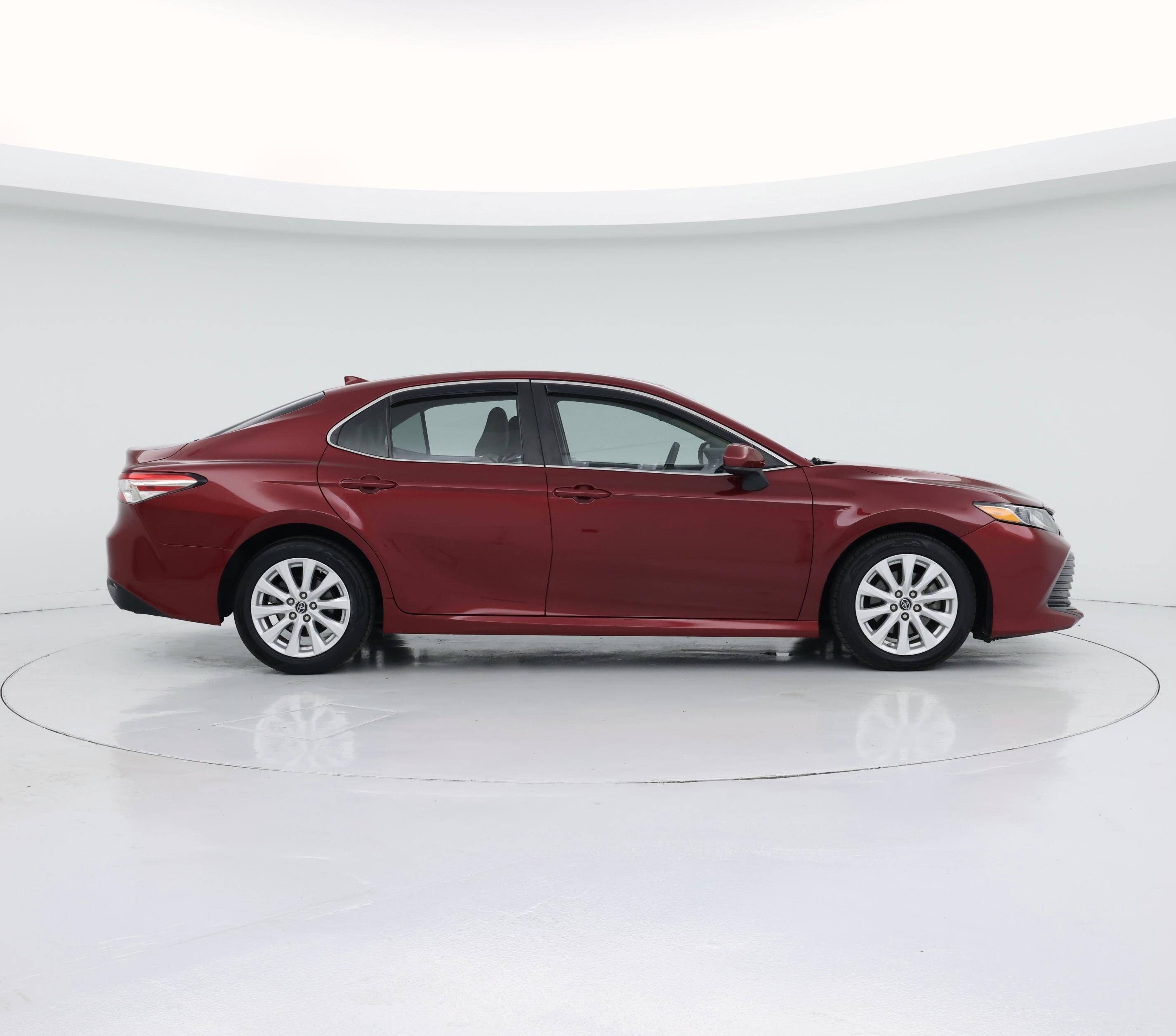 Thumbnail: 2019 Toyota Camry - 7