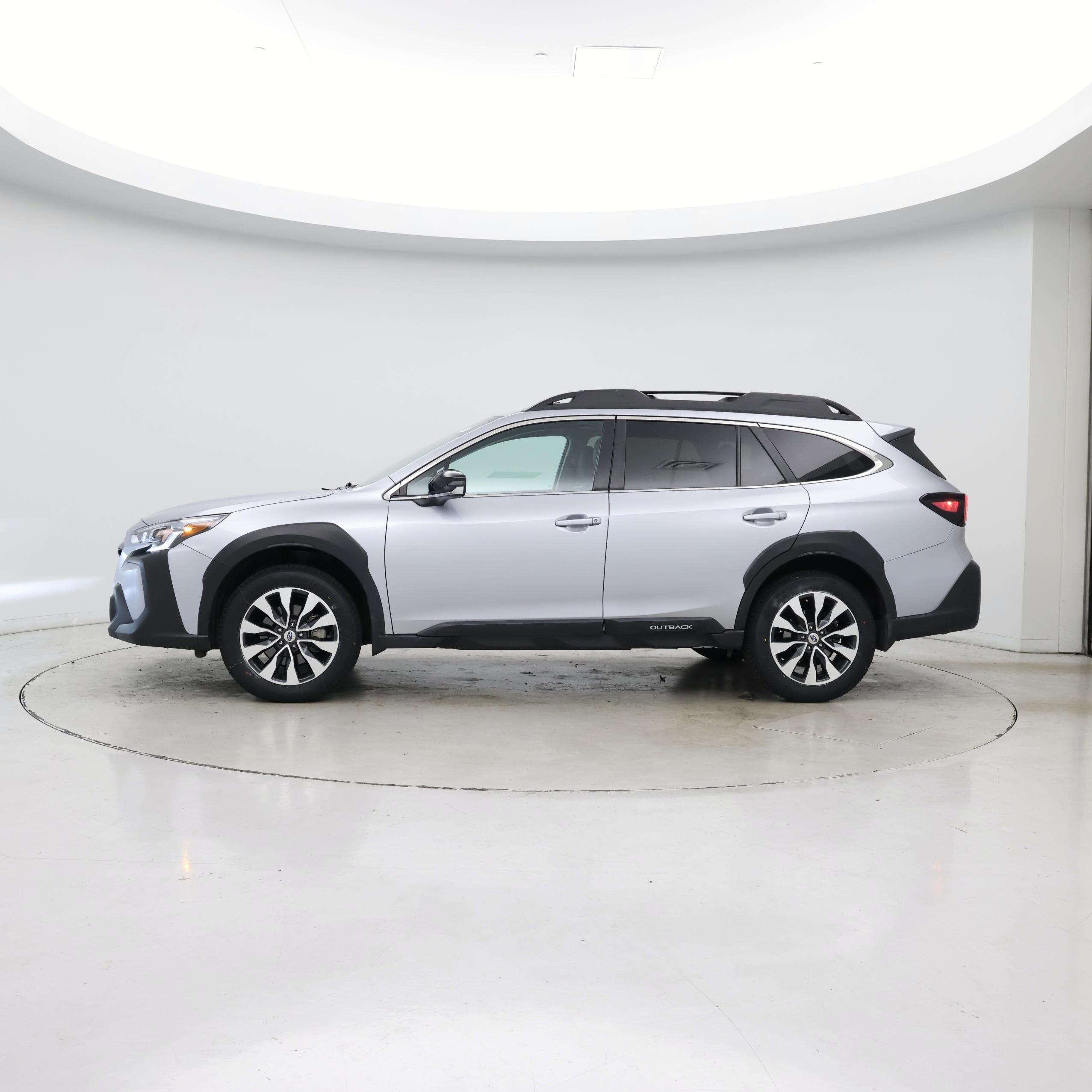 Thumbnail: 2023 Subaru Outback - 3