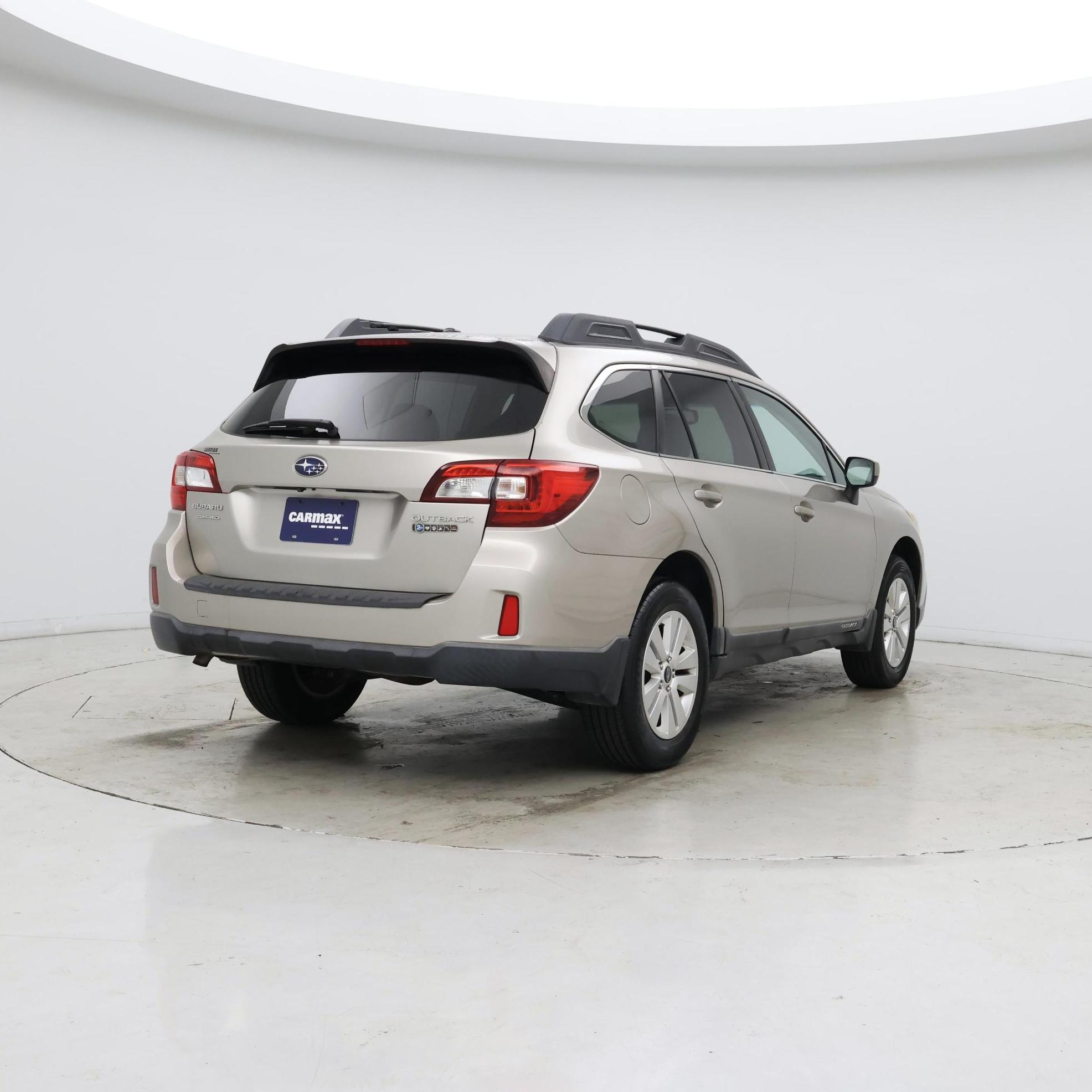Thumbnail: 2015 Subaru Outback - 8