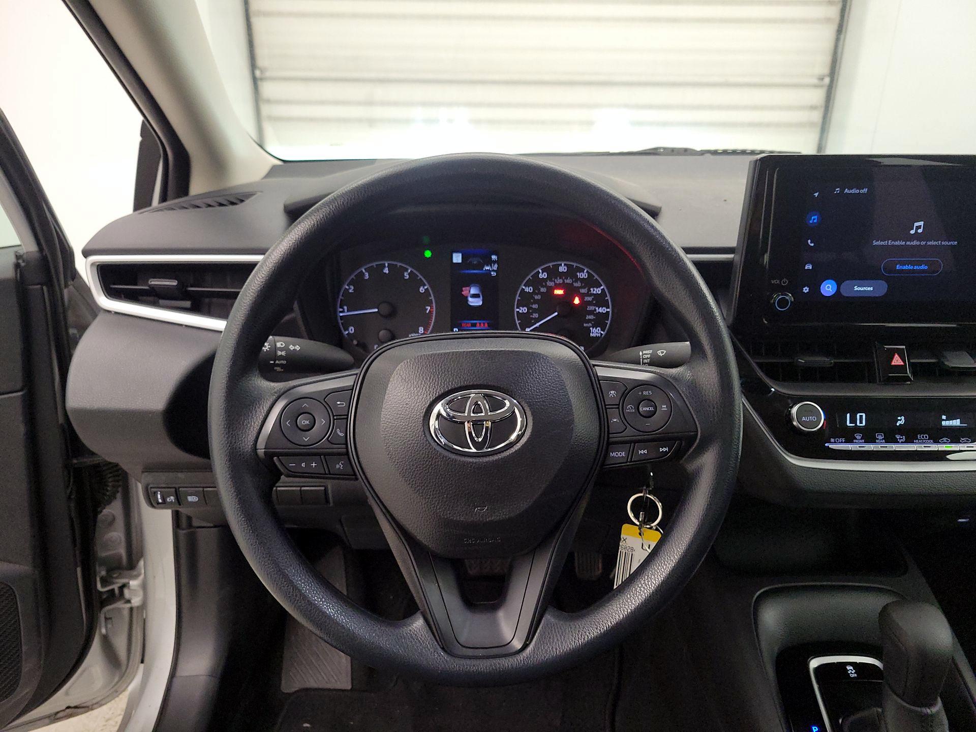 Thumbnail: 2025 Toyota Corolla - 10