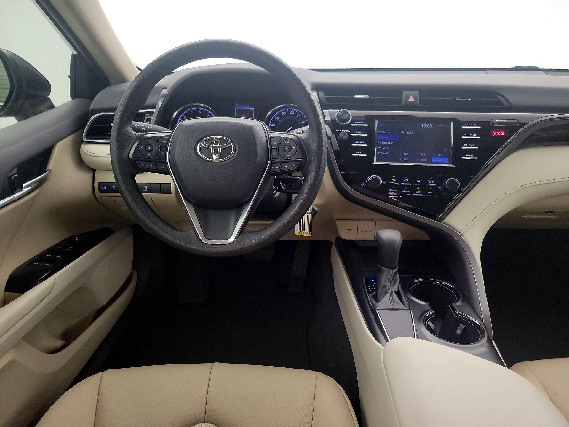 Thumbnail: 2019 Toyota Camry - 10