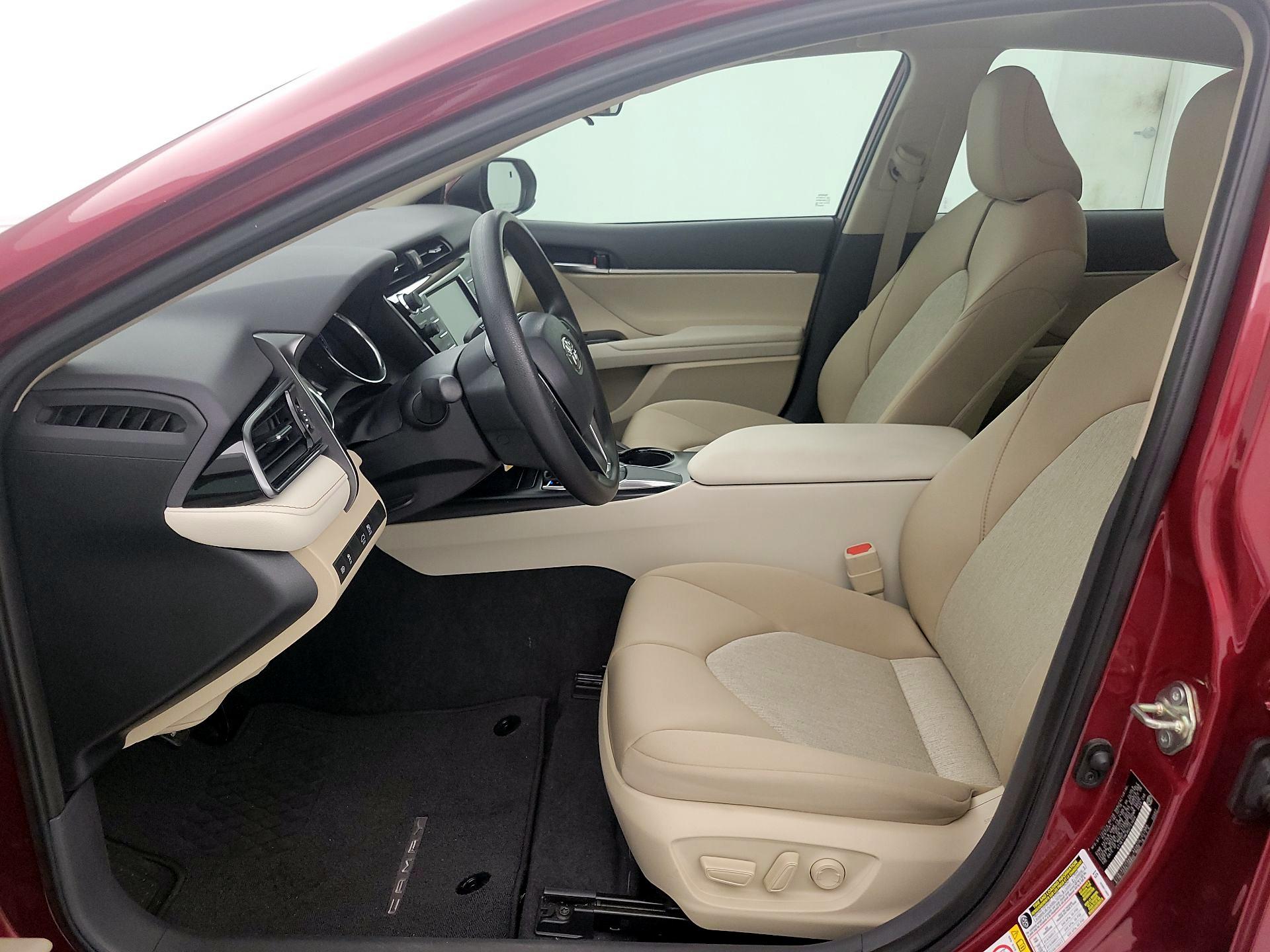 Thumbnail: 2019 Toyota Camry - 11