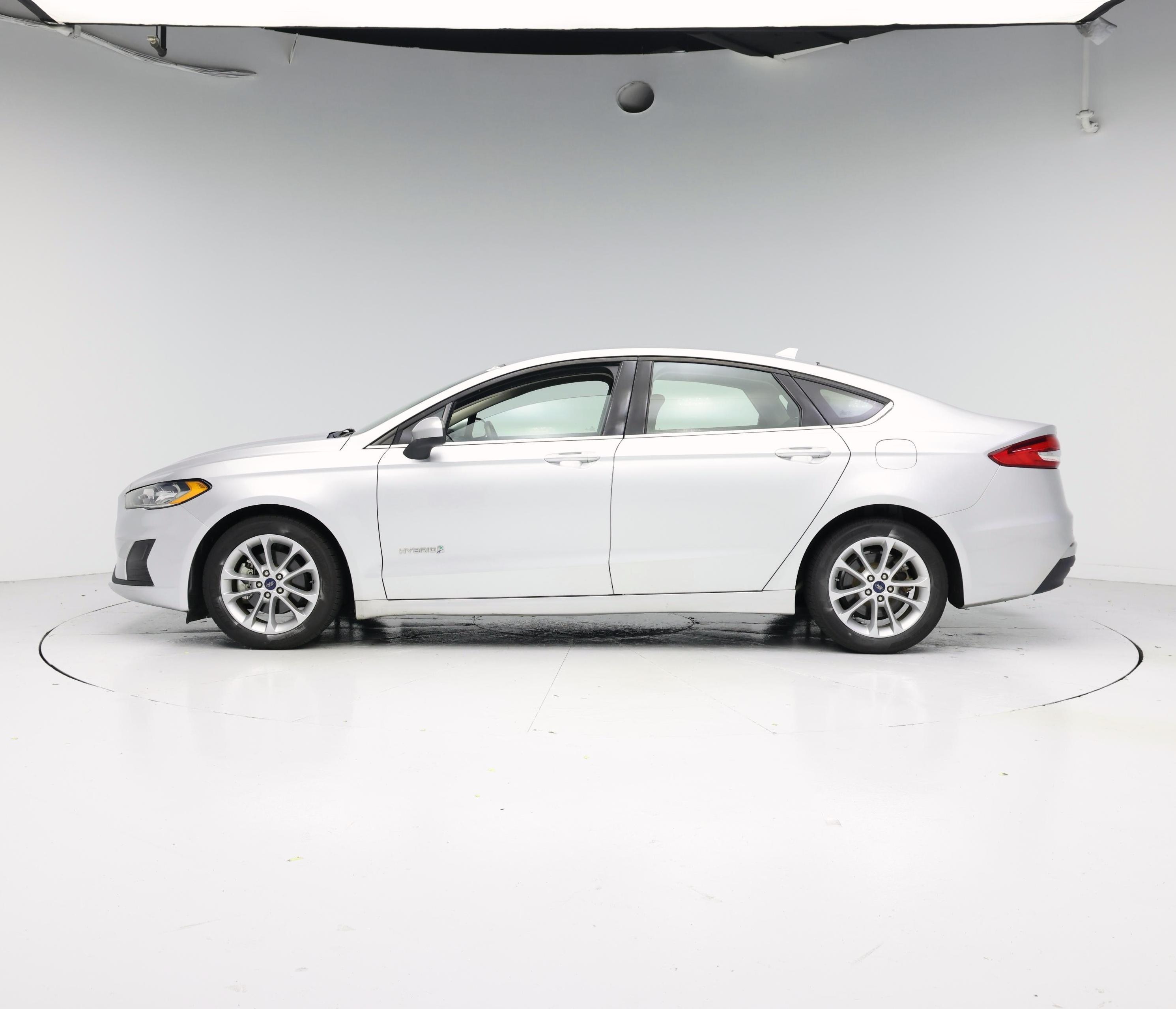 Thumbnail: 2019 Ford Fusion - 3