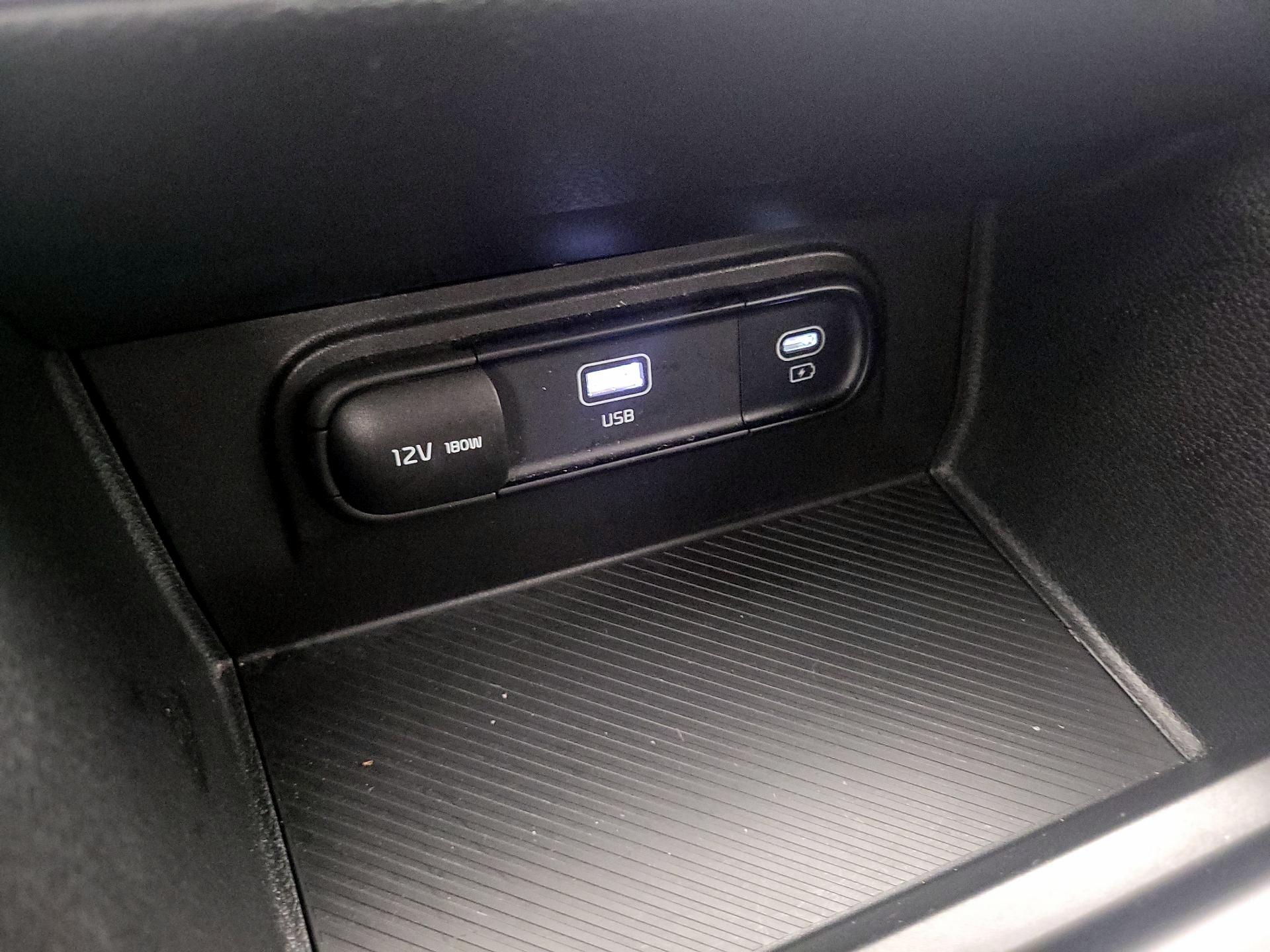 Thumbnail: 2025 Kia Sportage - 18