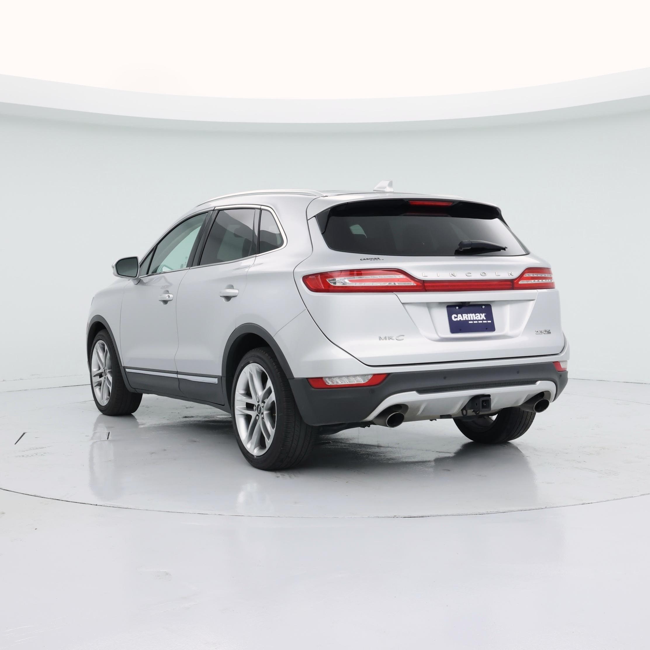Thumbnail: 2015 Lincoln MKC - 2
