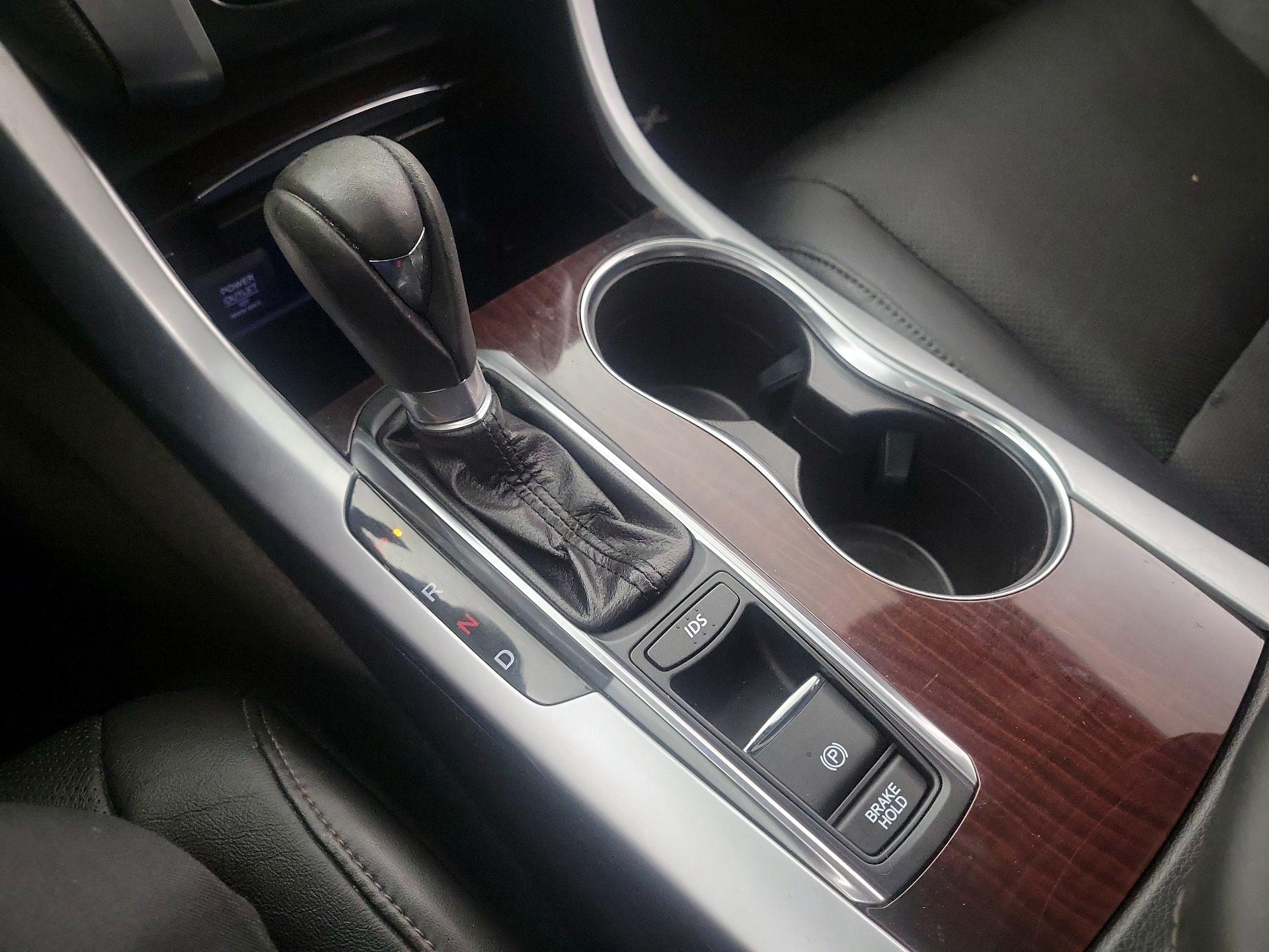 Thumbnail: 2016 Acura TLX - 18