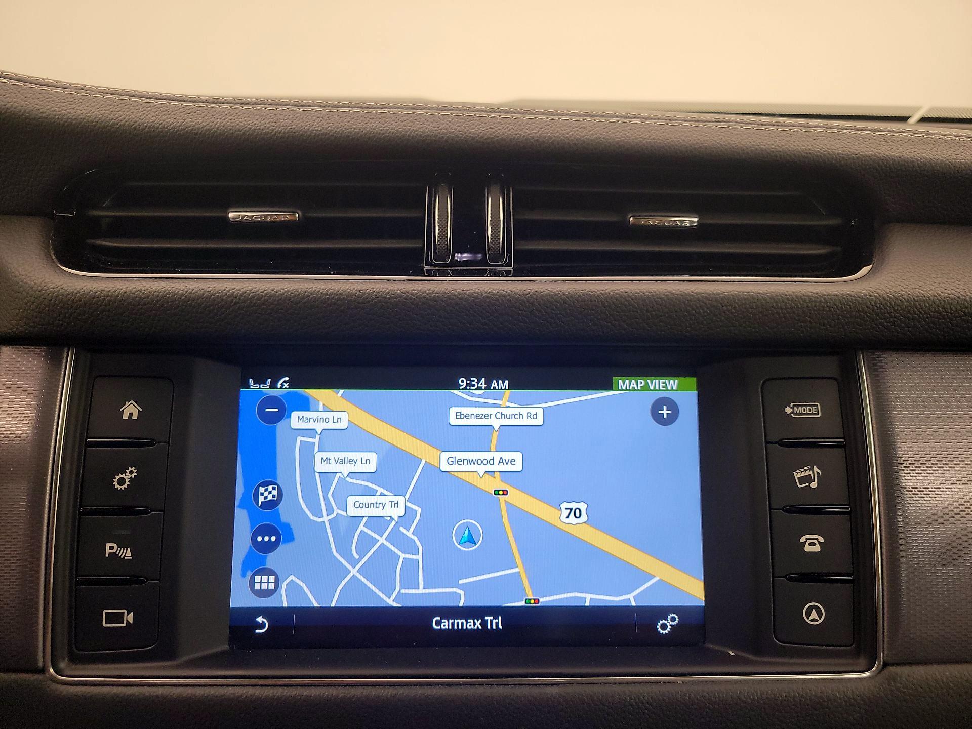 Thumbnail: 2016 Jaguar XF - 14