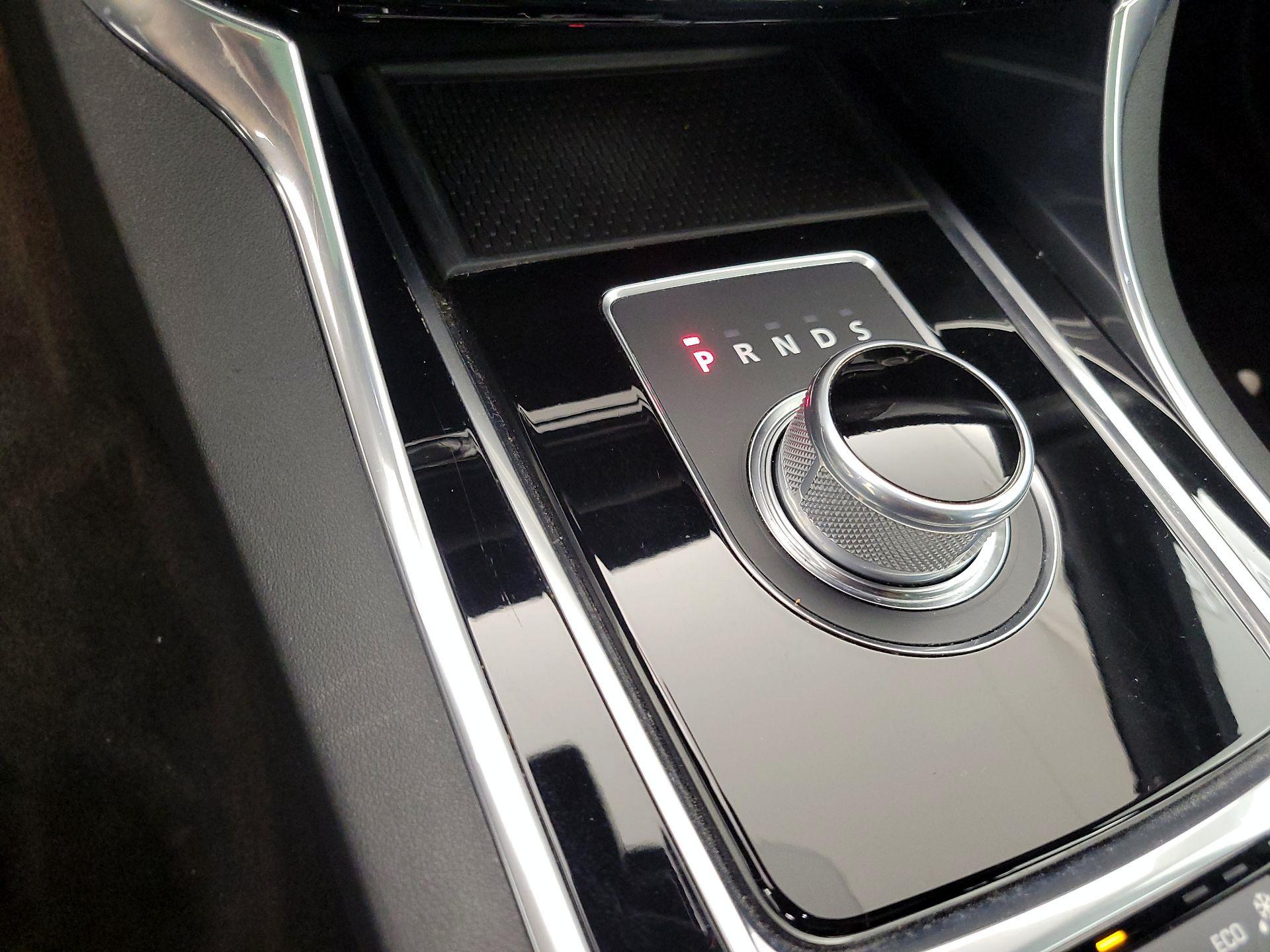 Thumbnail: 2016 Jaguar XF - 18