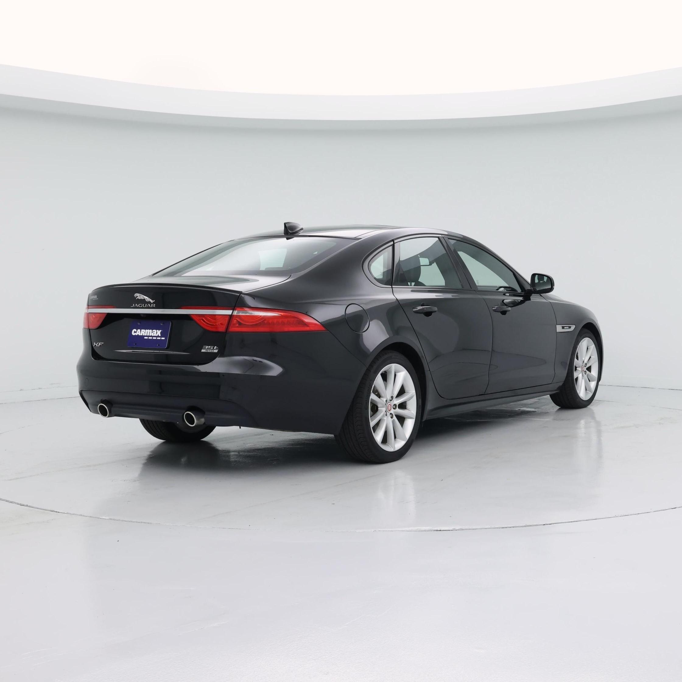 Thumbnail: 2016 Jaguar XF - 8