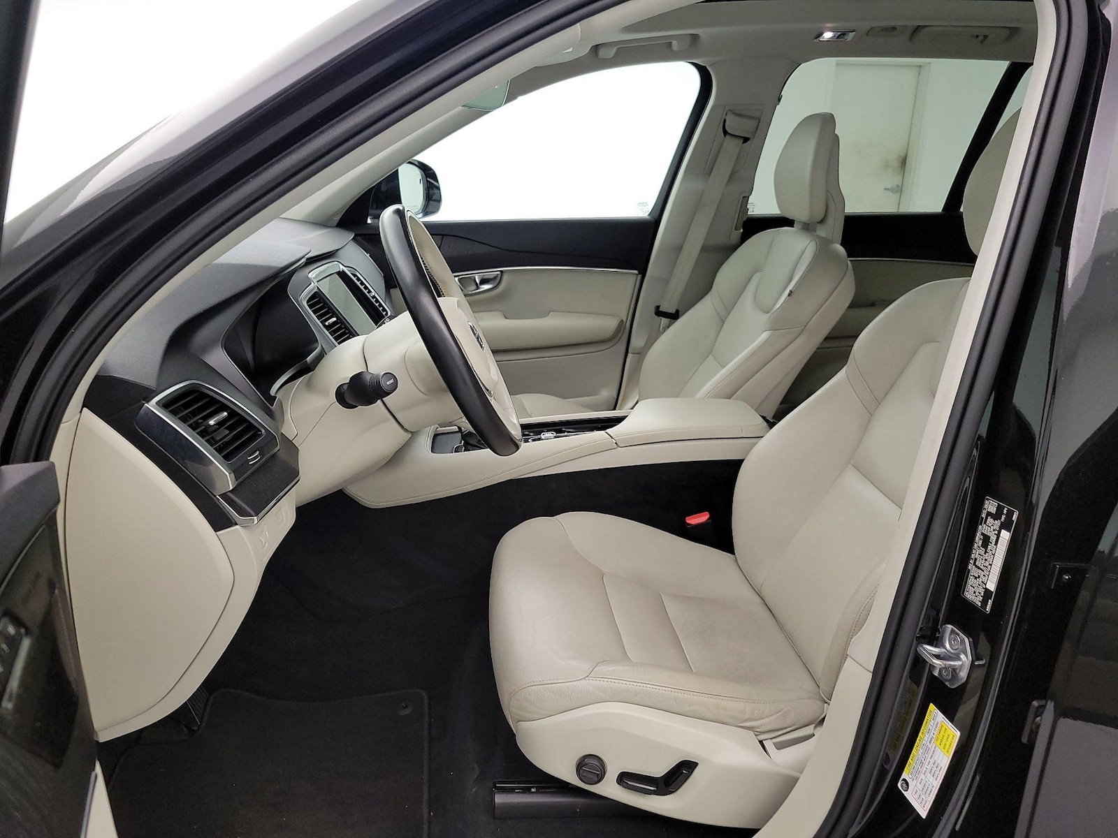 2020 Volvo XC90 Momentum - Photo 12
