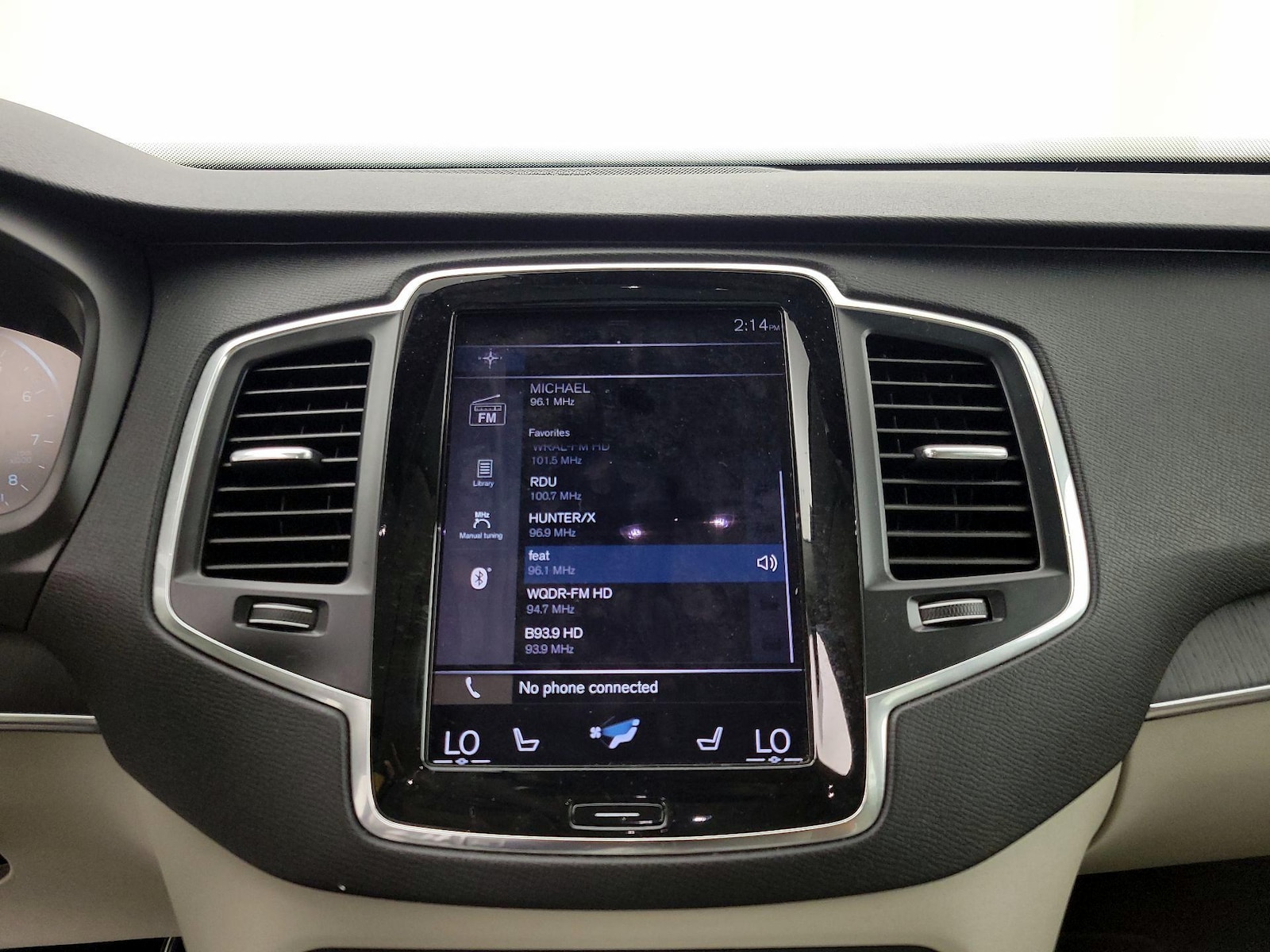 2020 Volvo XC90 Momentum - Photo 17