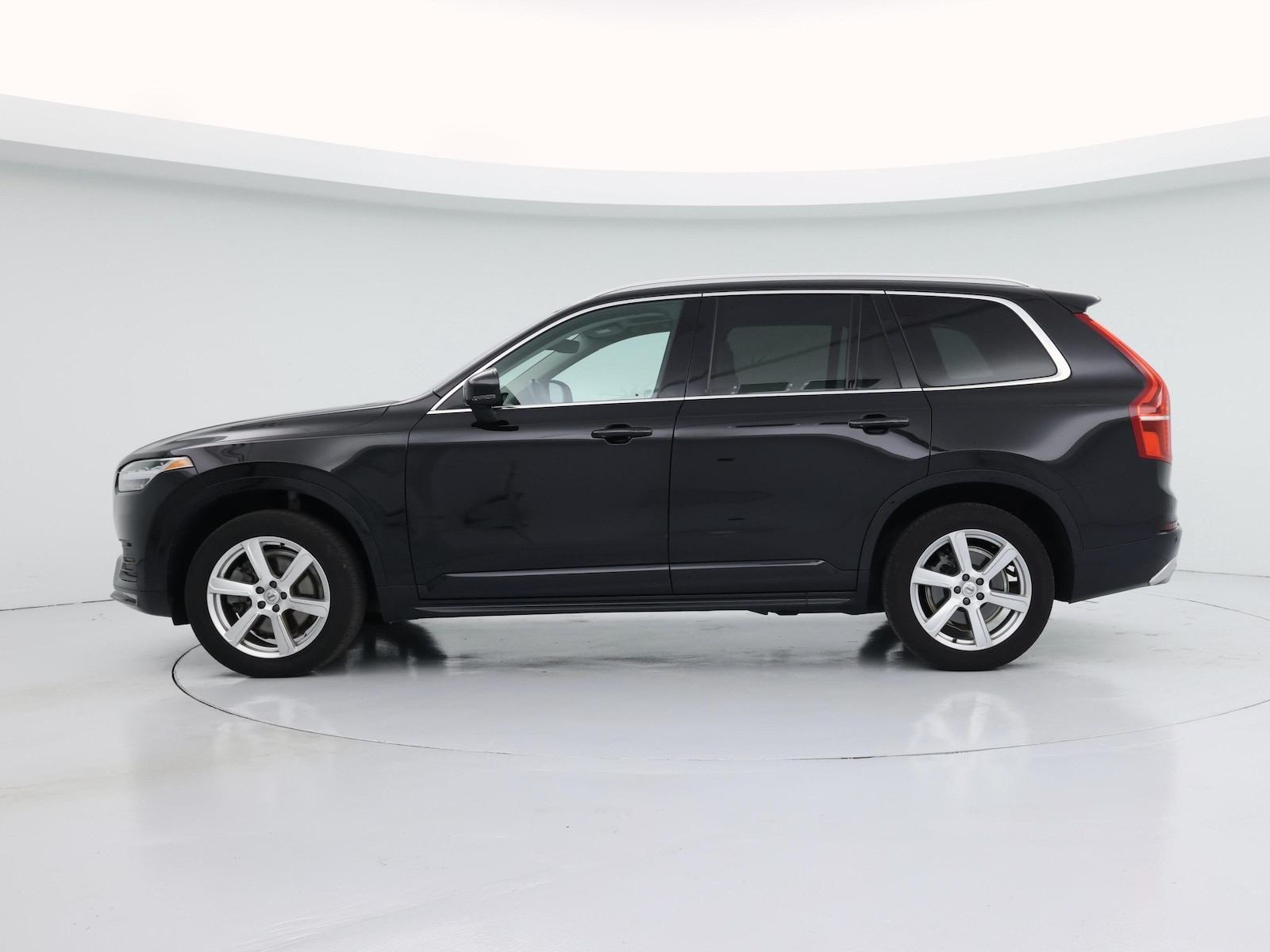 2020 Volvo XC90 Momentum - Photo 4
