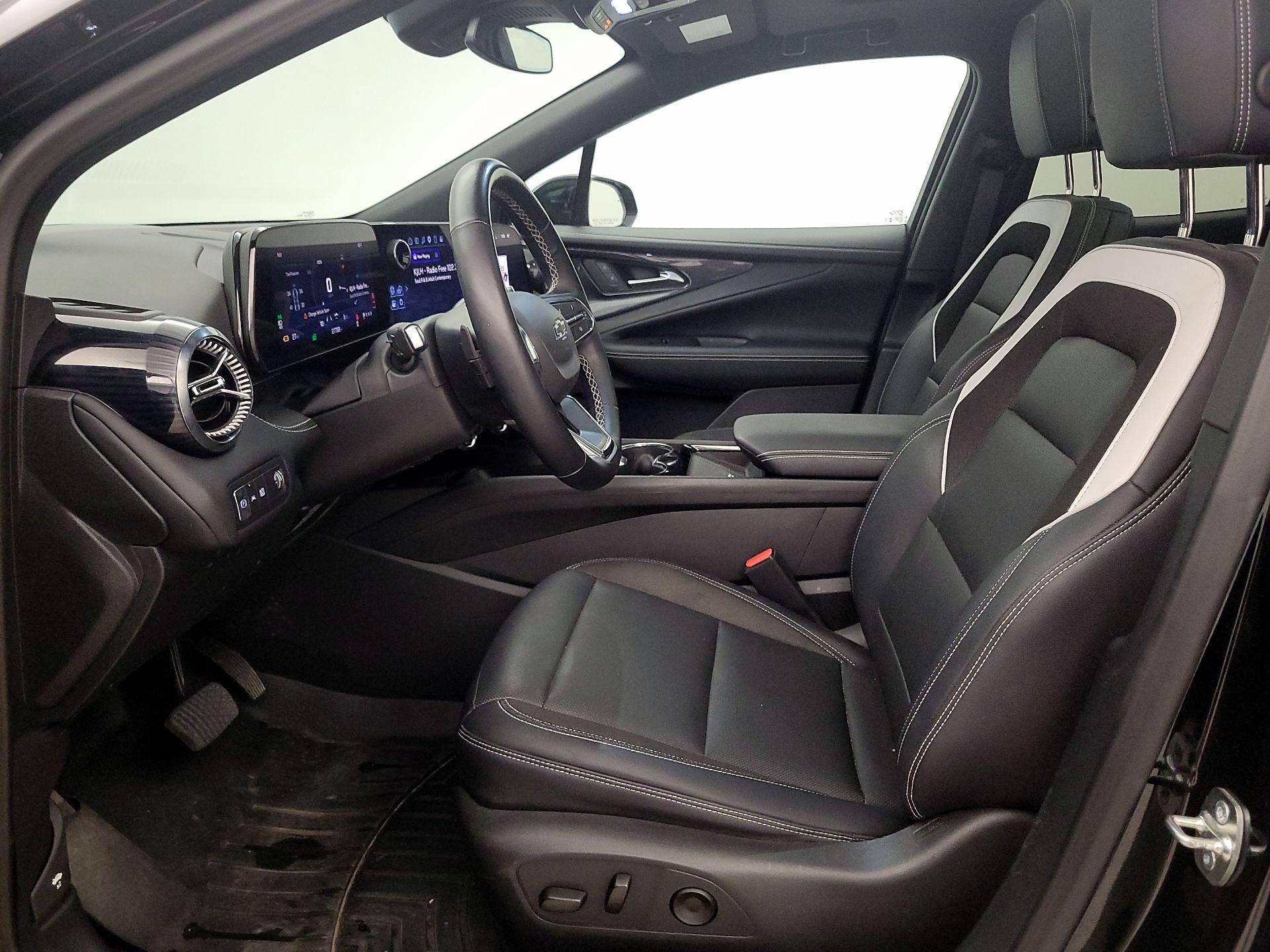 Thumbnail: 2025 Chevrolet Blazer EV - 11